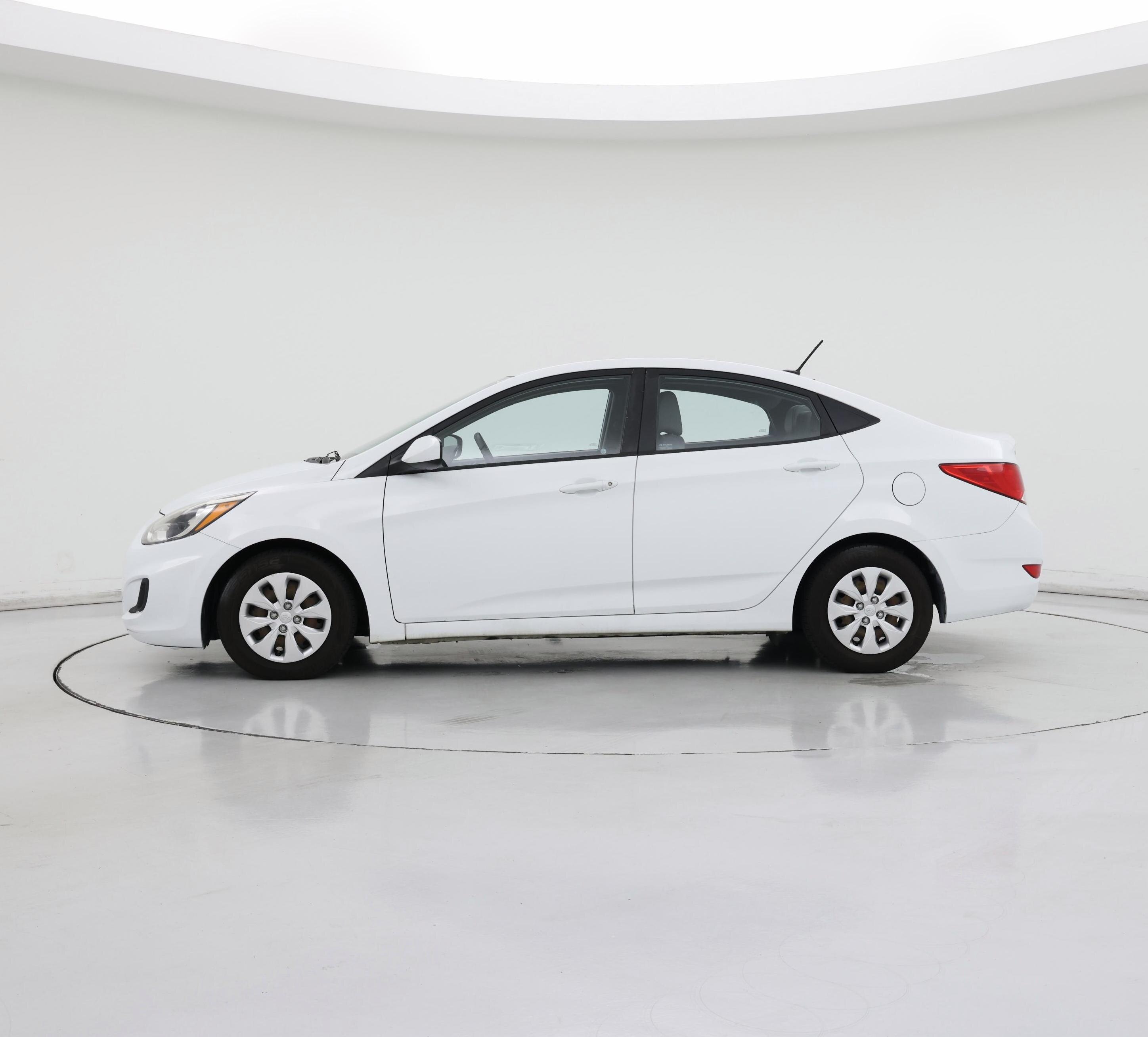 Thumbnail: 2016 Hyundai Accent - 3