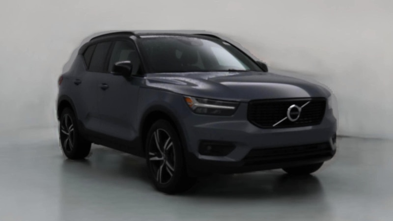 2021 Volvo XC40 T5 R-Design Hero Image