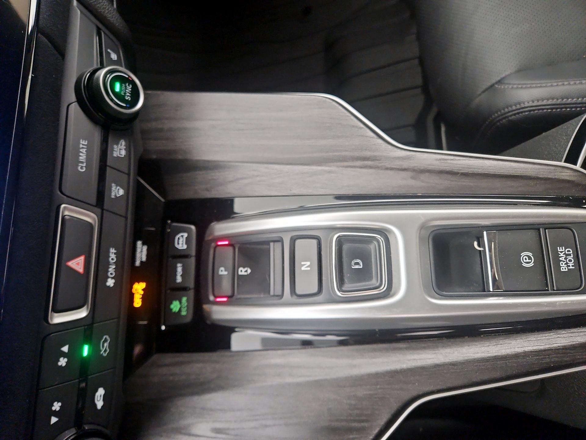 Thumbnail: 2018 Honda Clarity - 18