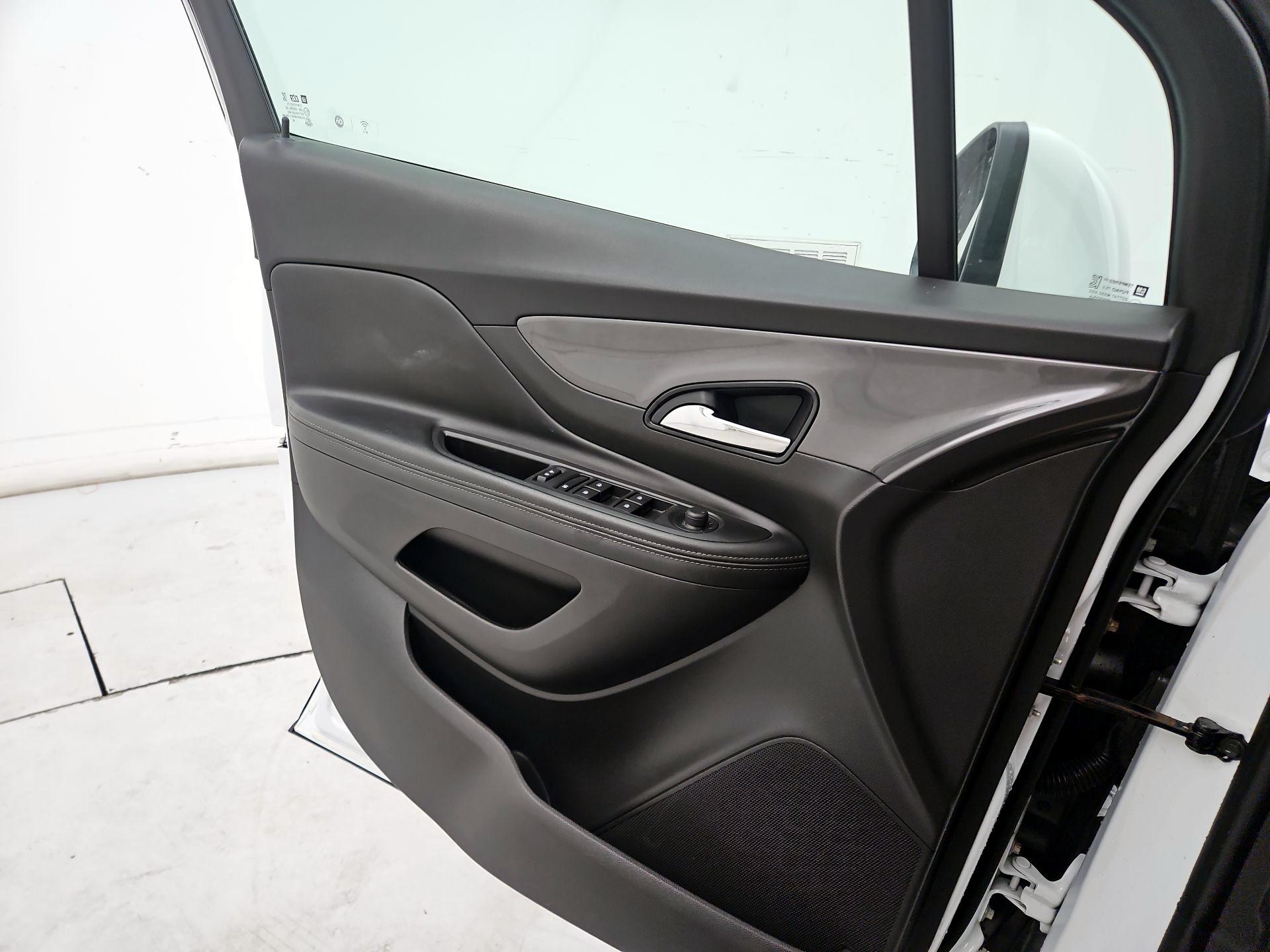 Thumbnail: 2019 Buick Encore - 12