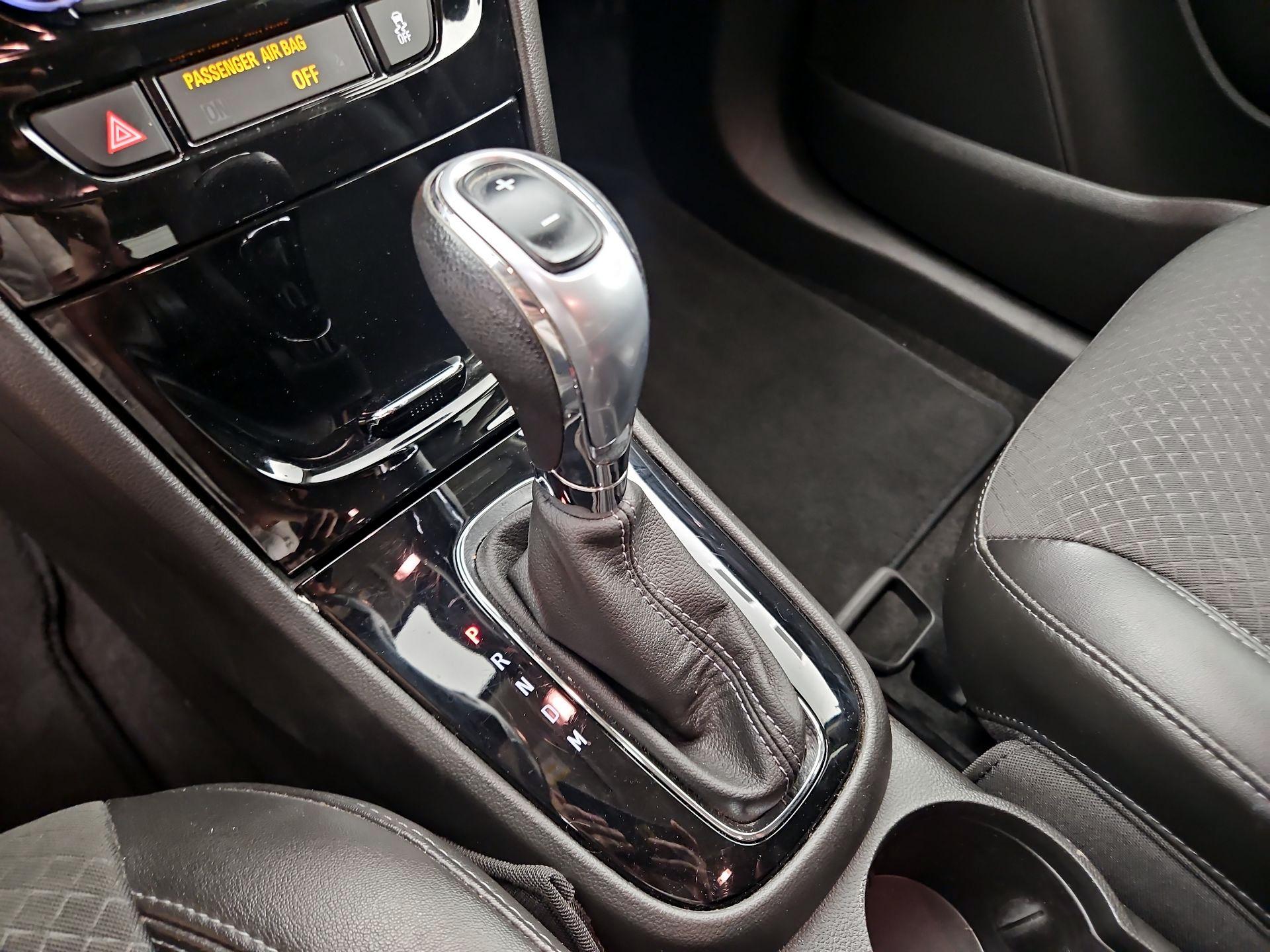 Thumbnail: 2019 Buick Encore - 17