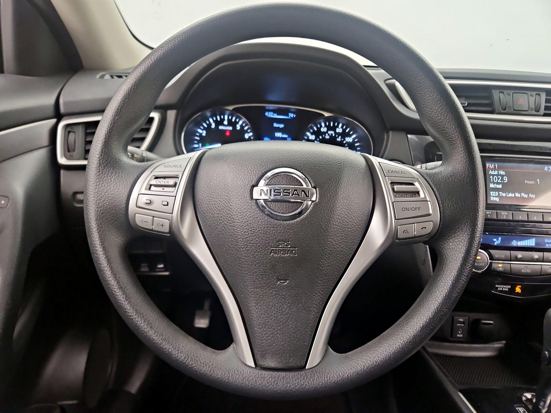 Thumbnail: 2014 Nissan Rogue - 10