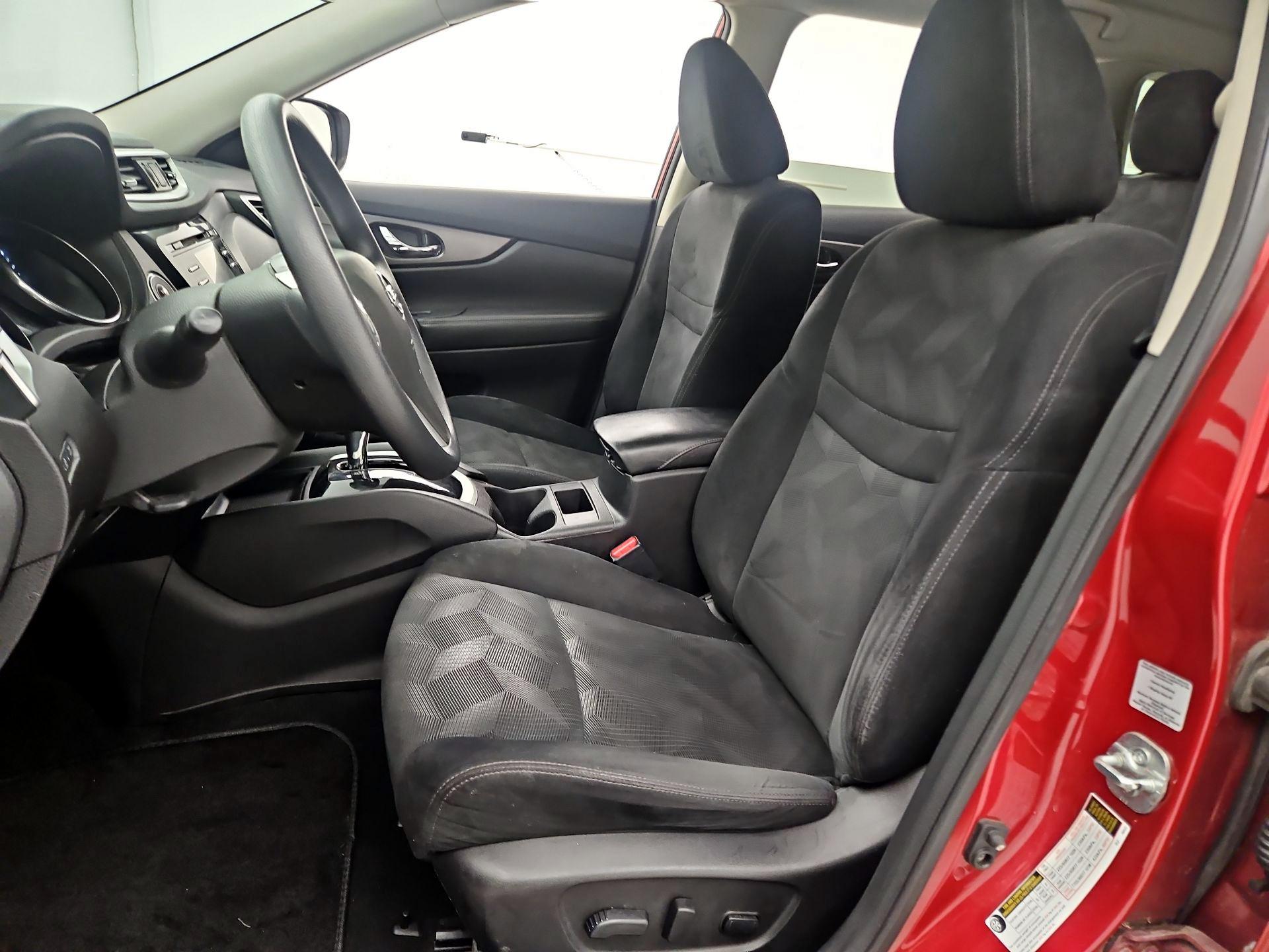 Thumbnail: 2014 Nissan Rogue - 11