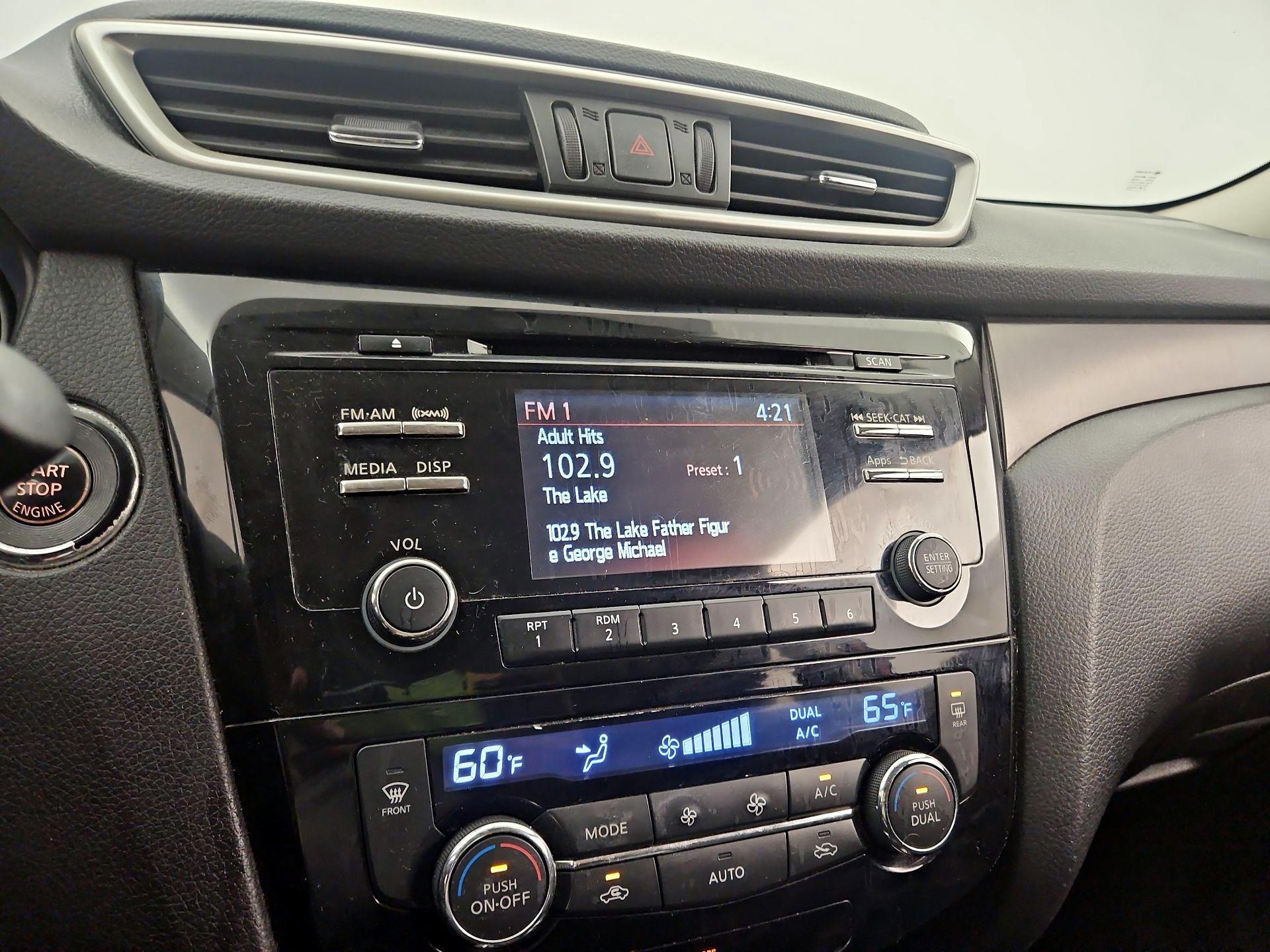 Thumbnail: 2014 Nissan Rogue - 15