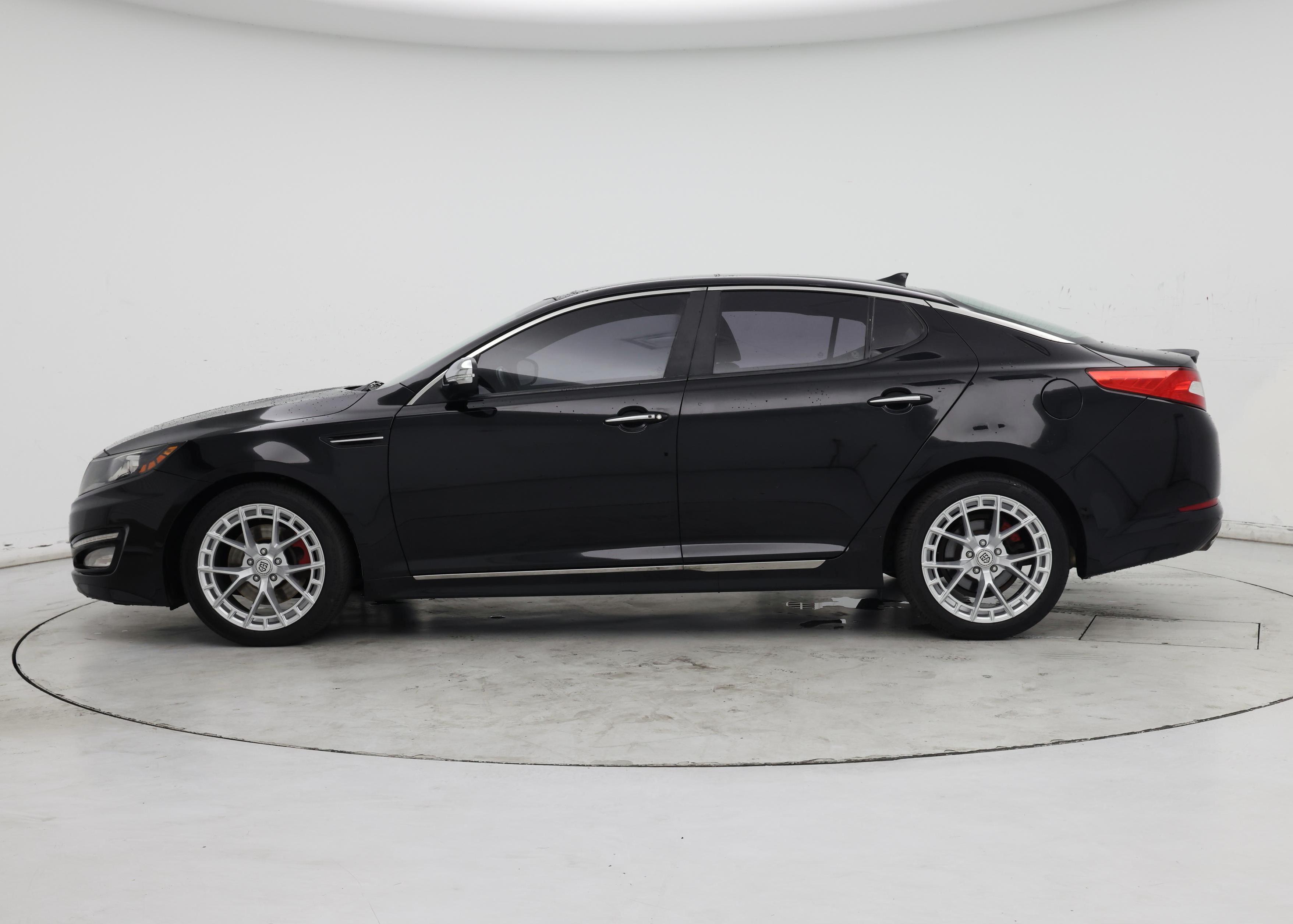 Thumbnail: 2013 Kia Optima - 3