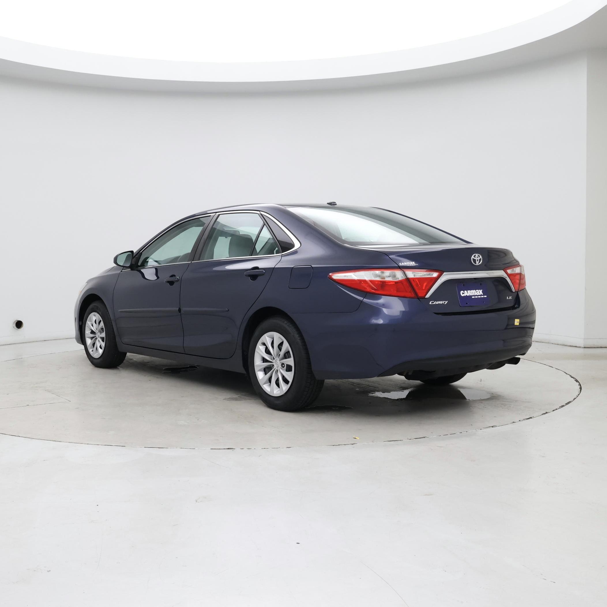 Thumbnail: 2015 Toyota Camry - 2