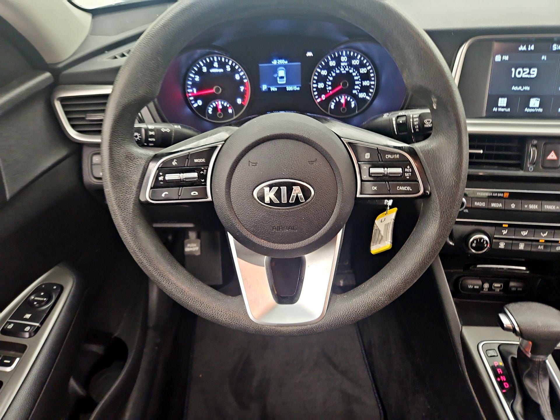 Thumbnail: 2020 Kia Optima - 10