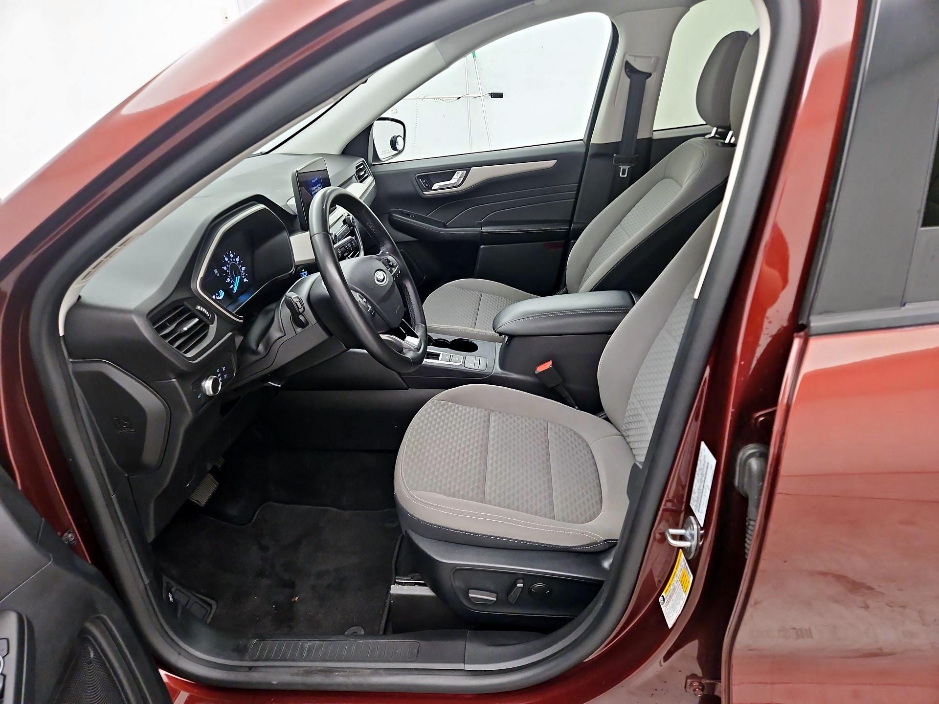 Thumbnail: 2021 Ford Escape - 11