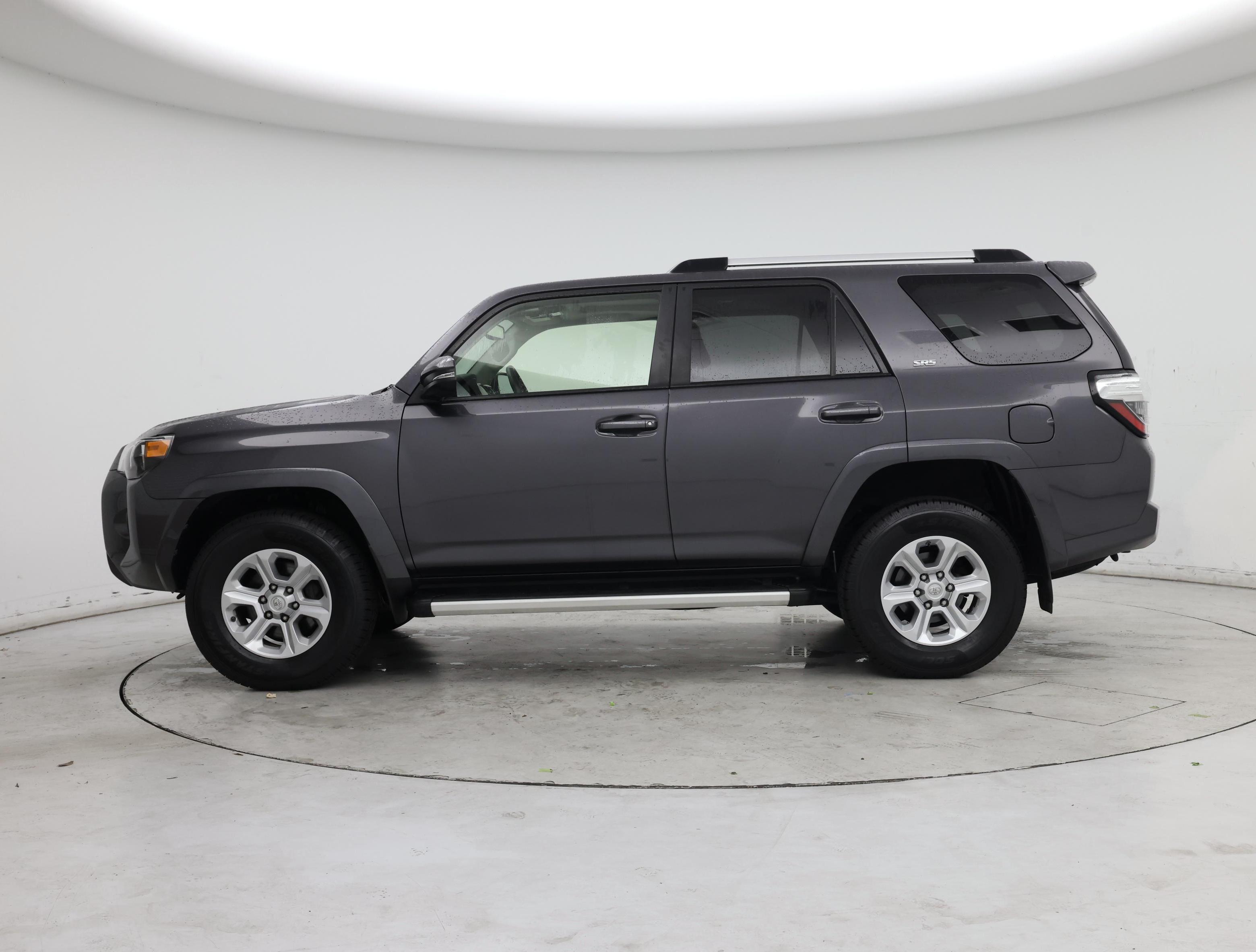 Thumbnail: 2021 Toyota 4Runner - 3