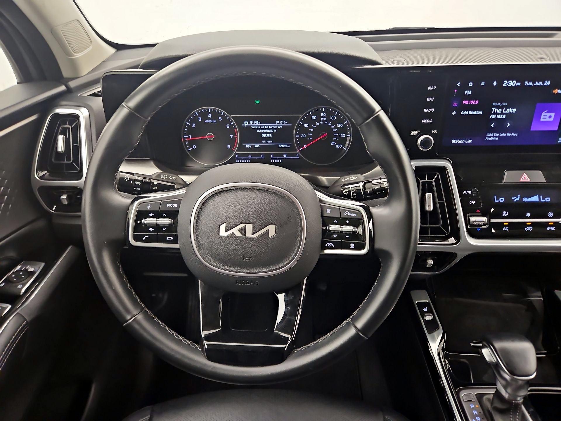 Thumbnail: 2022 Kia Sorento - 10