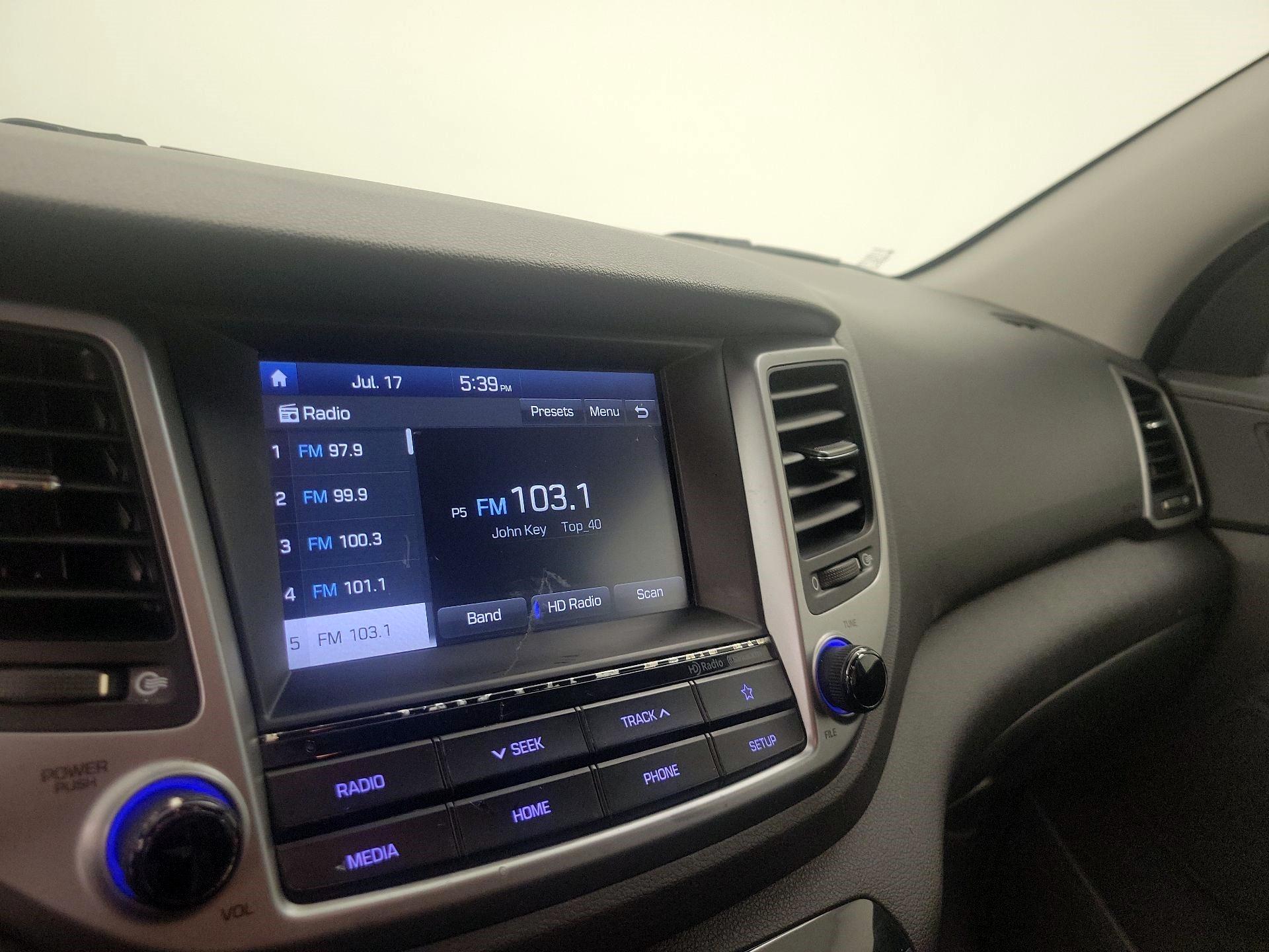 Thumbnail: 2018 Hyundai Tucson - 15