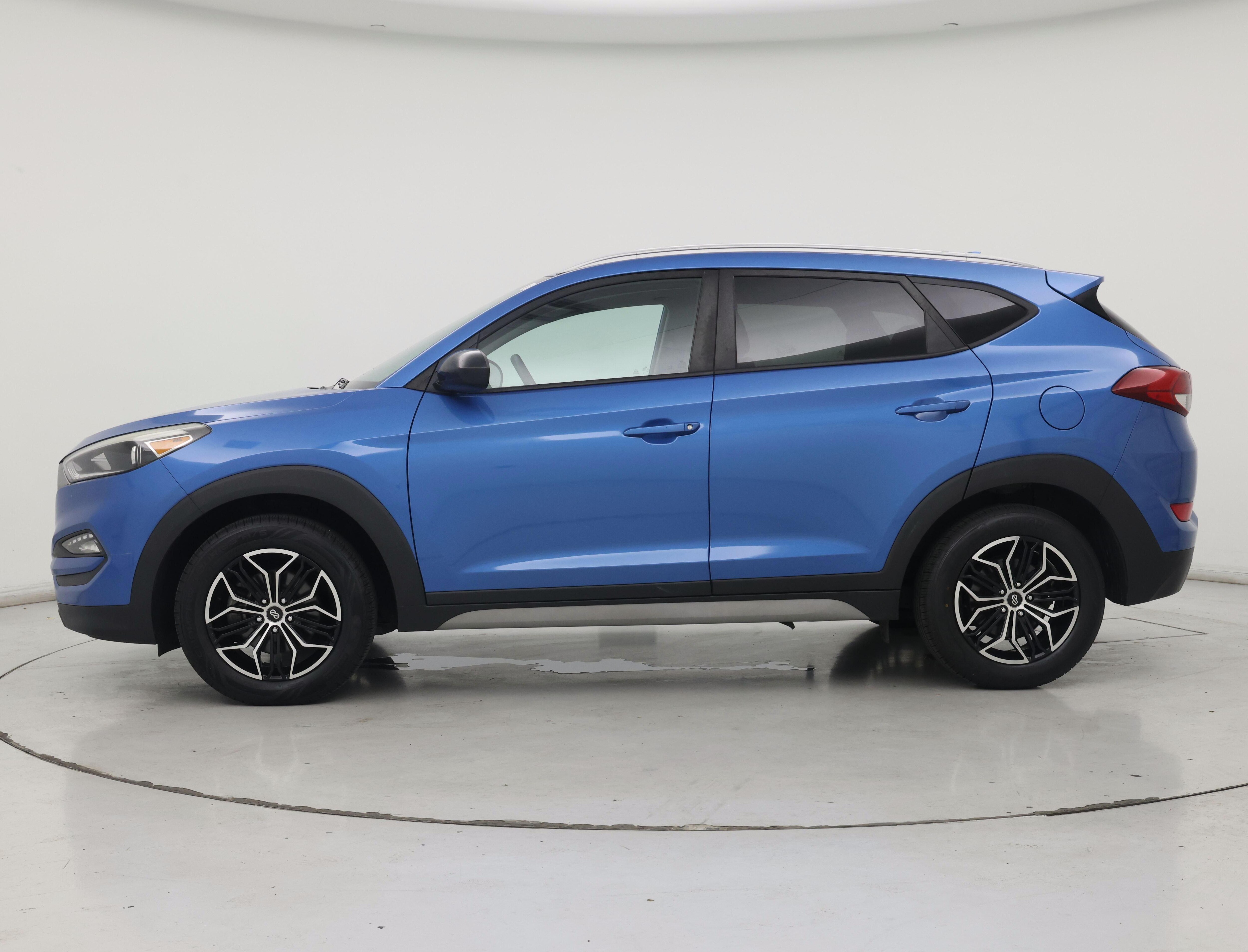 Thumbnail: 2018 Hyundai Tucson - 3