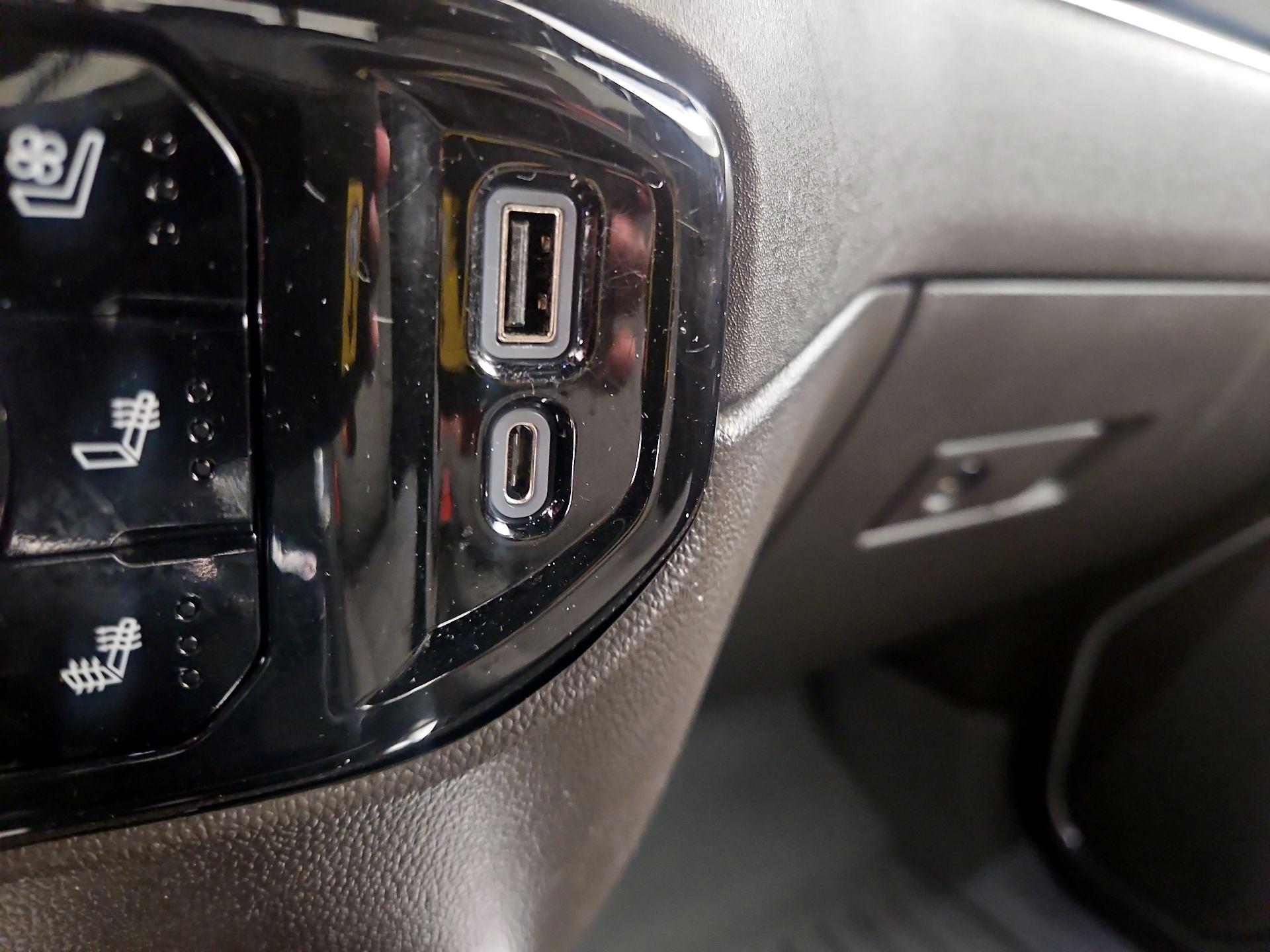 Thumbnail: 2023 GMC Sierra 1500 - 19