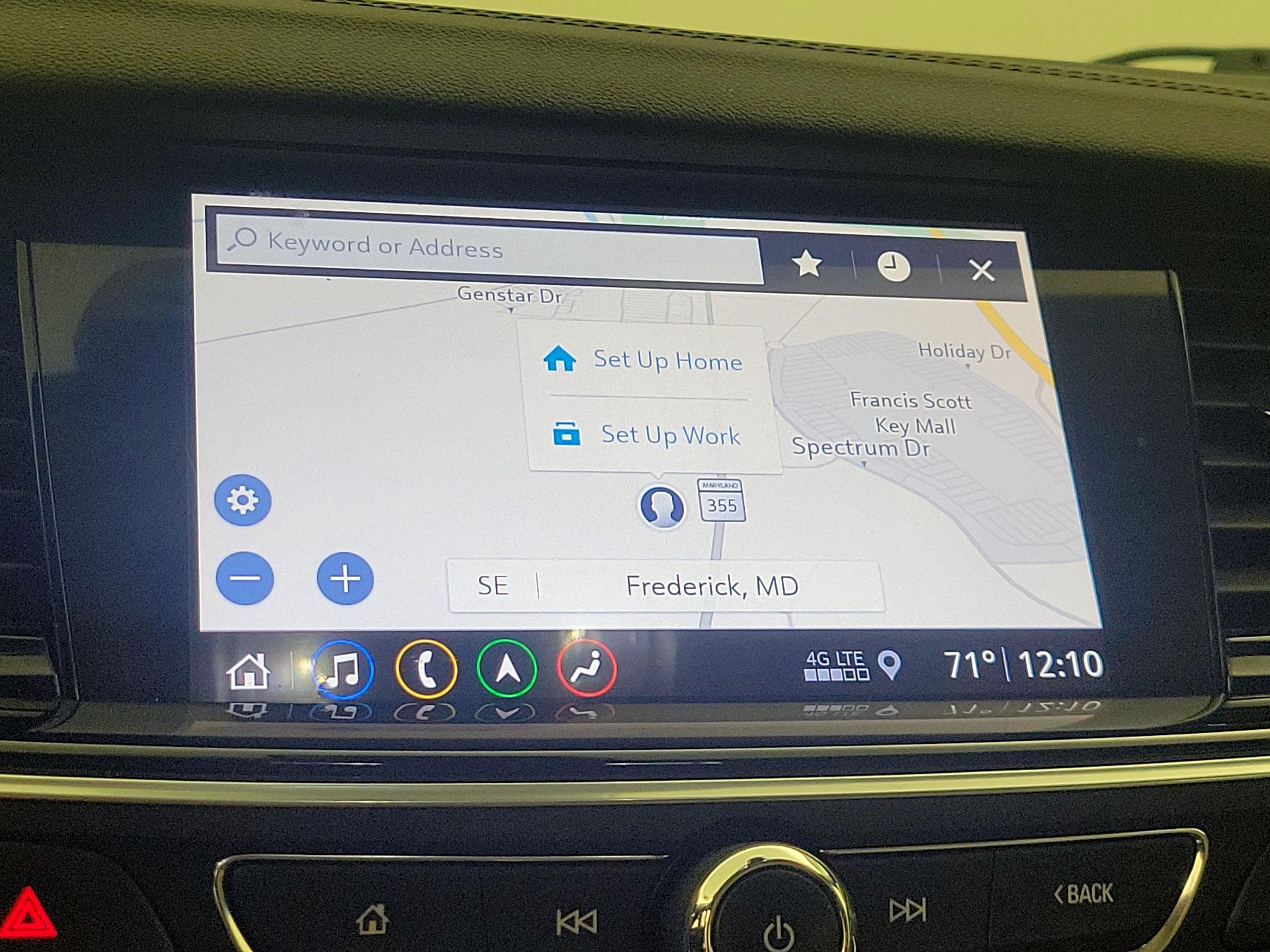 Thumbnail: 2019 Buick Regal - 14