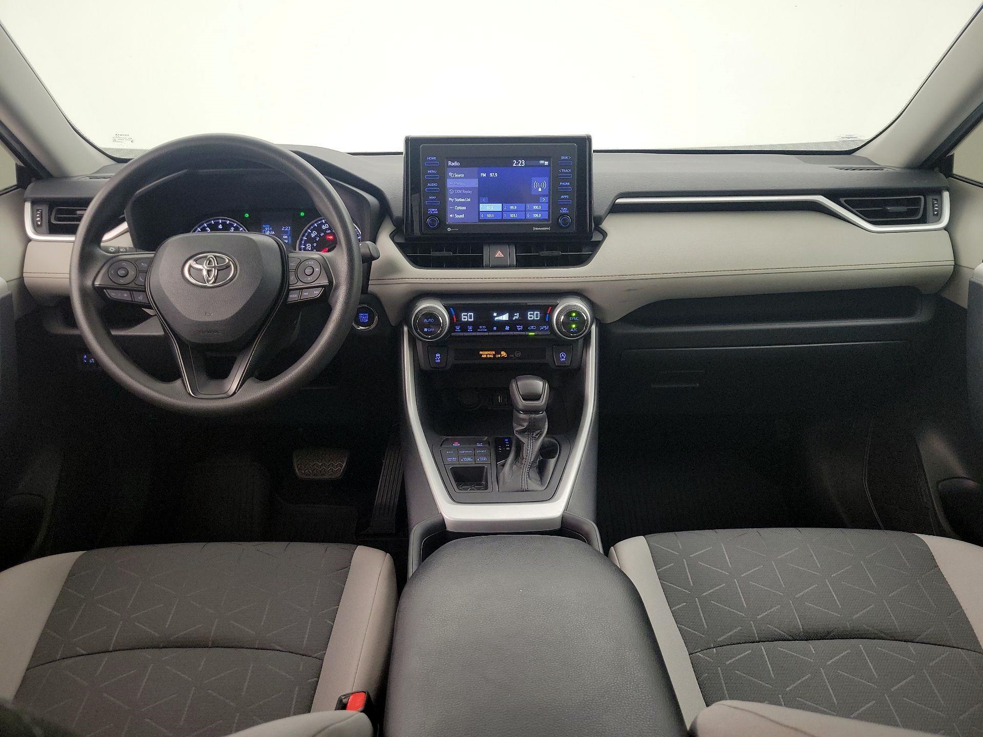 Thumbnail: 2021 Toyota RAV4 - 9