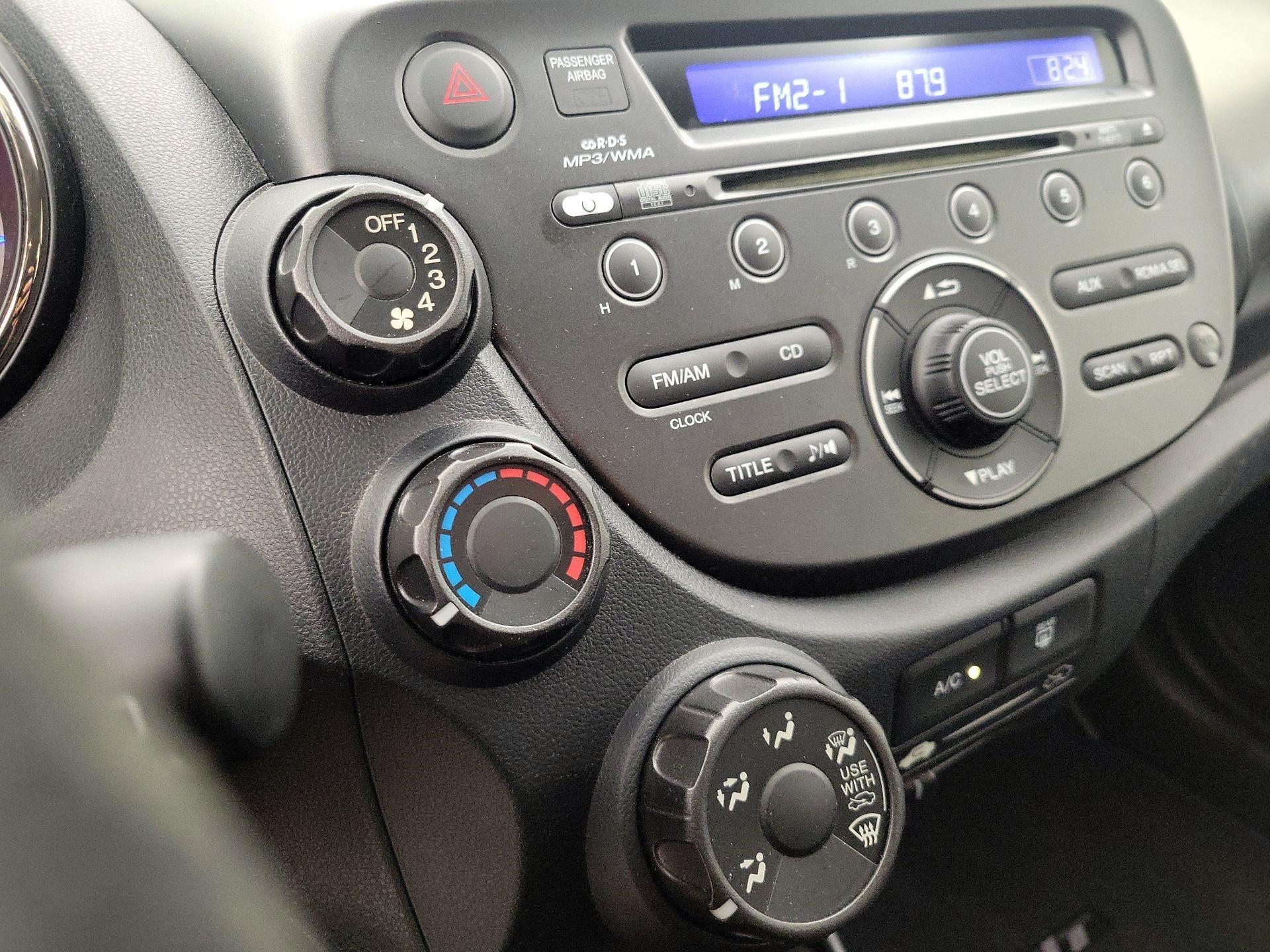 Thumbnail: 2013 Honda Fit - 15