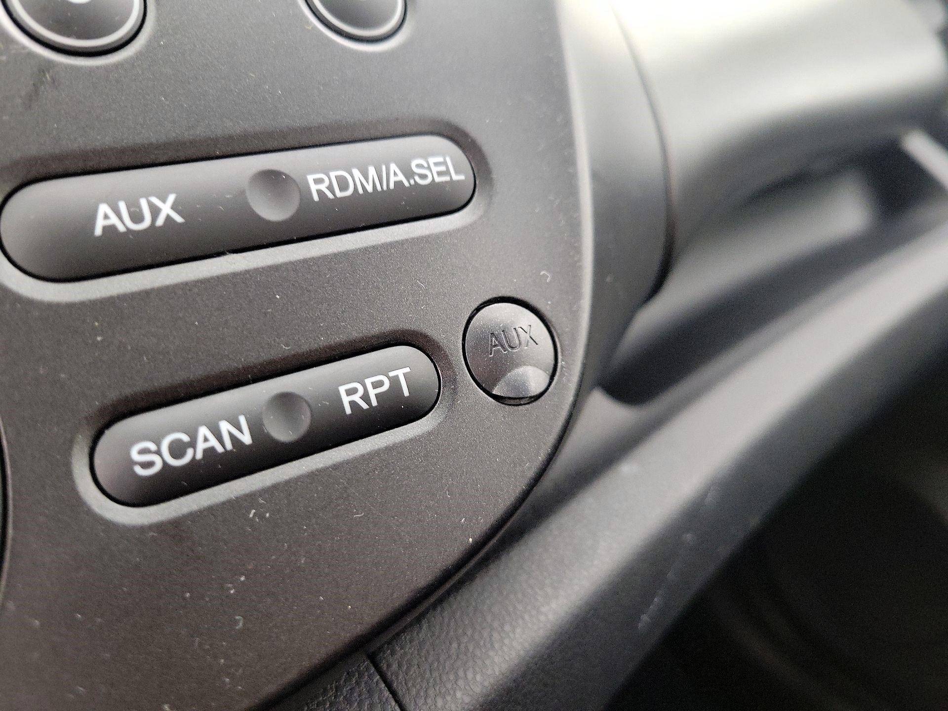 Thumbnail: 2013 Honda Fit - 17