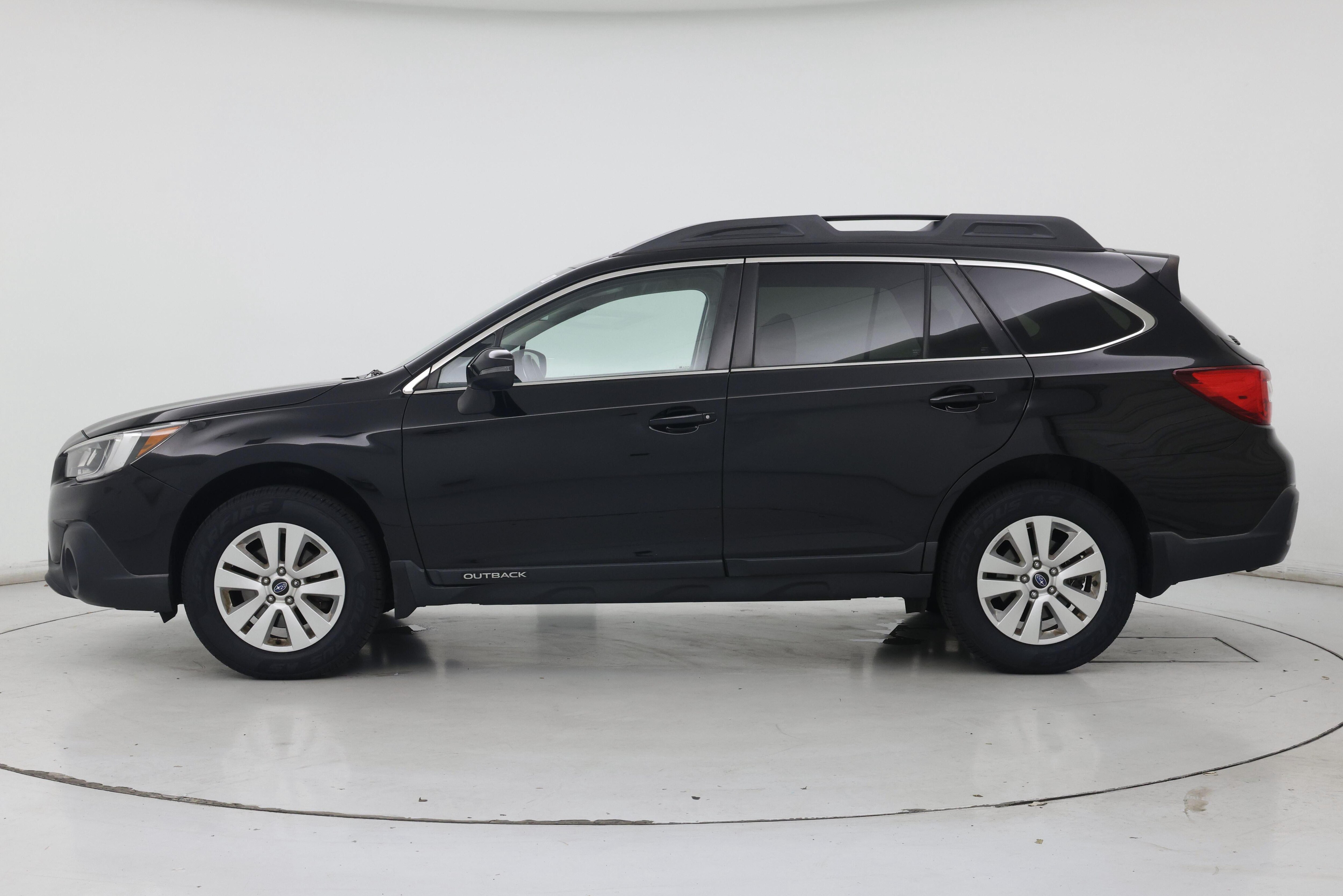 Thumbnail: 2019 Subaru Outback - 3