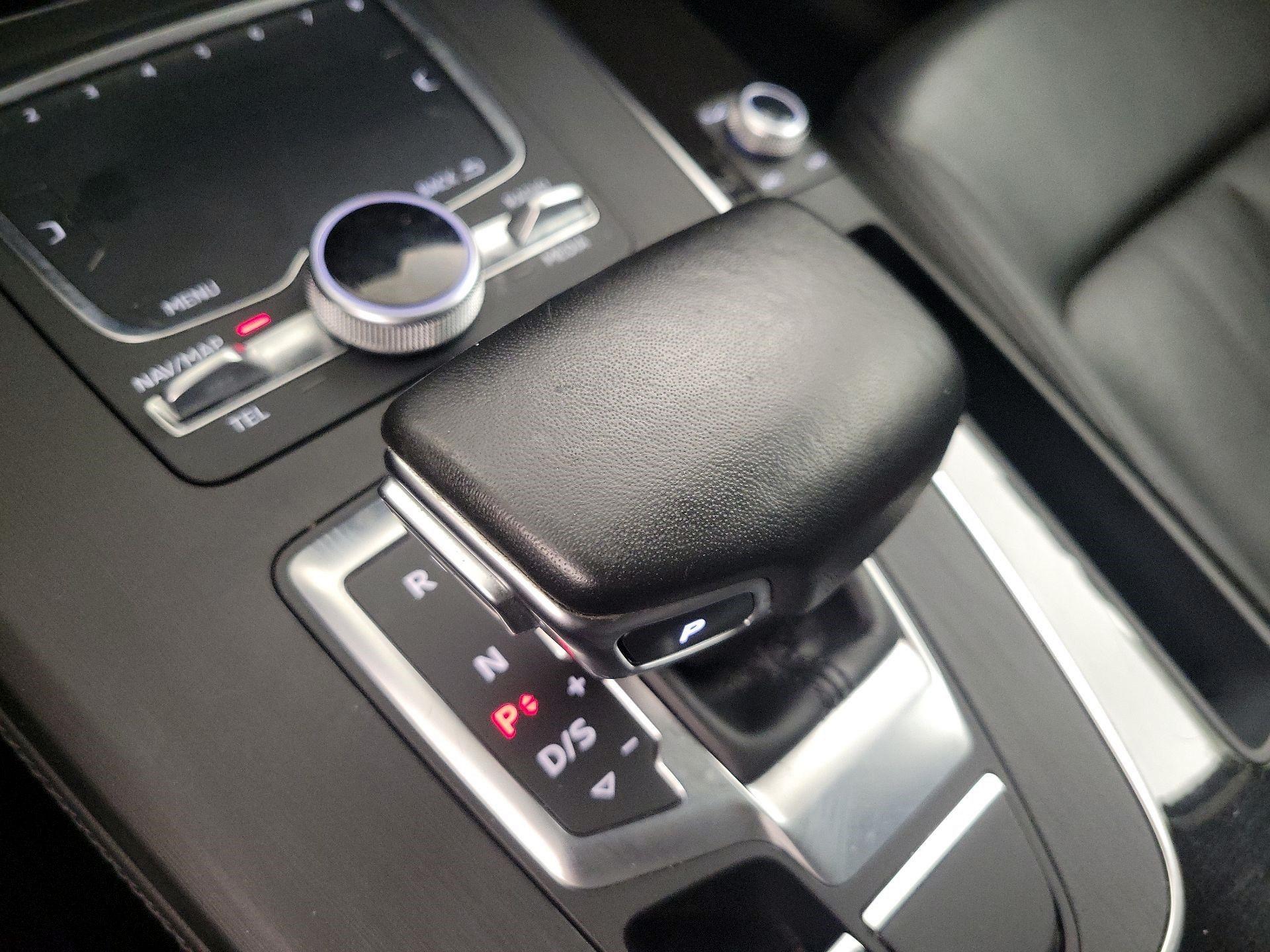 Thumbnail: 2019 Audi Q5 - 18