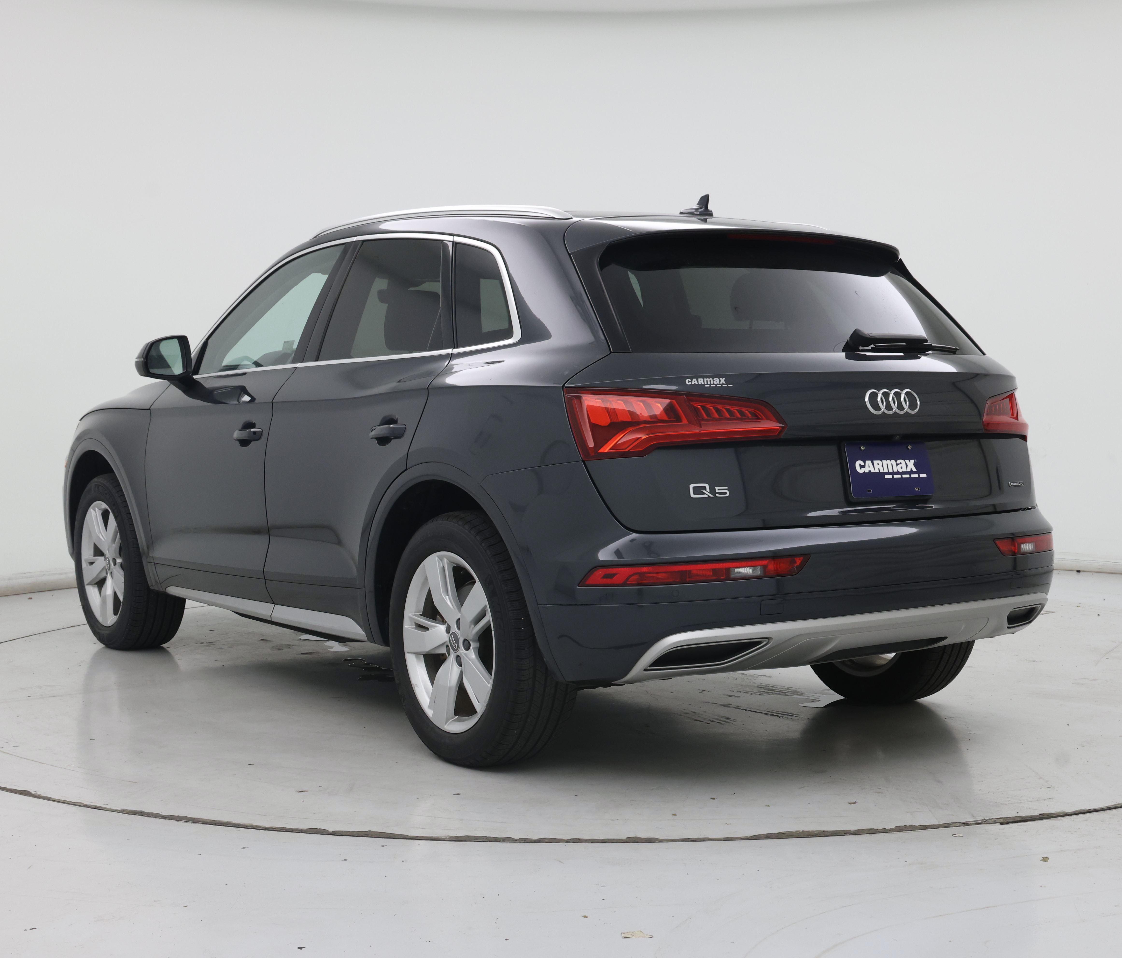 Thumbnail: 2019 Audi Q5 - 2
