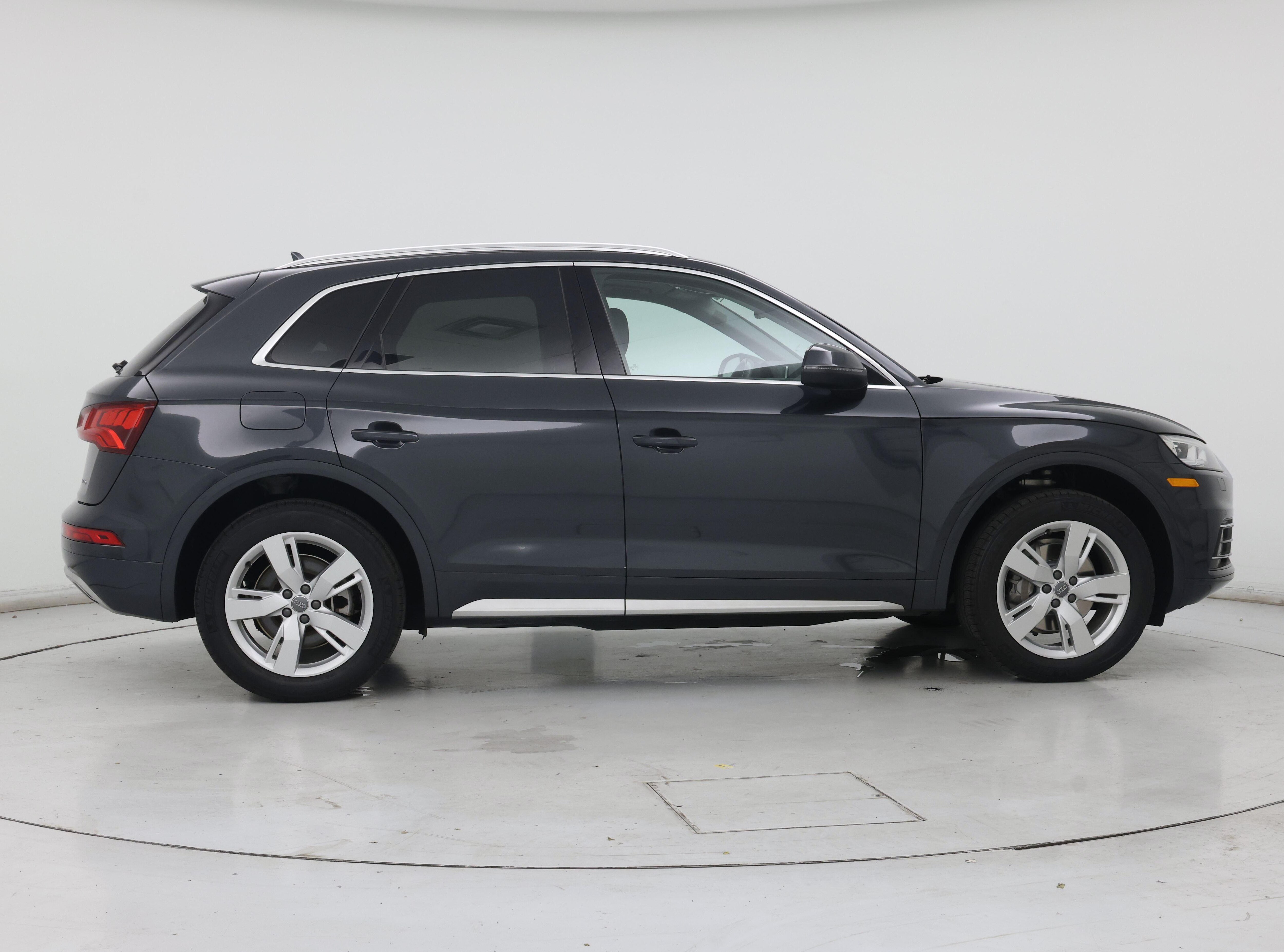 Thumbnail: 2019 Audi Q5 - 7
