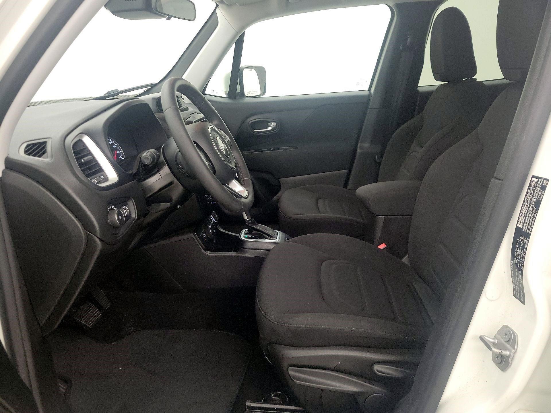 Thumbnail: 2020 Jeep Renegade - 11
