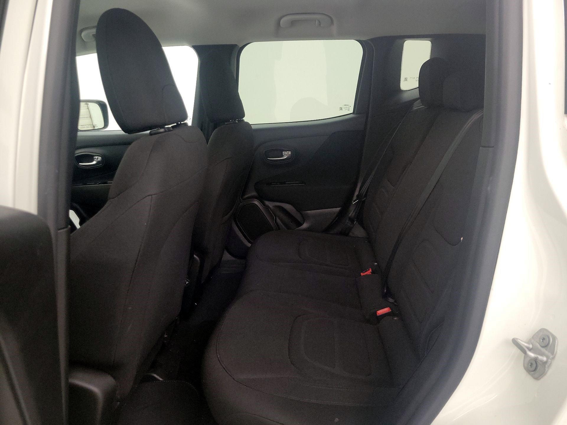 Thumbnail: 2020 Jeep Renegade - 19