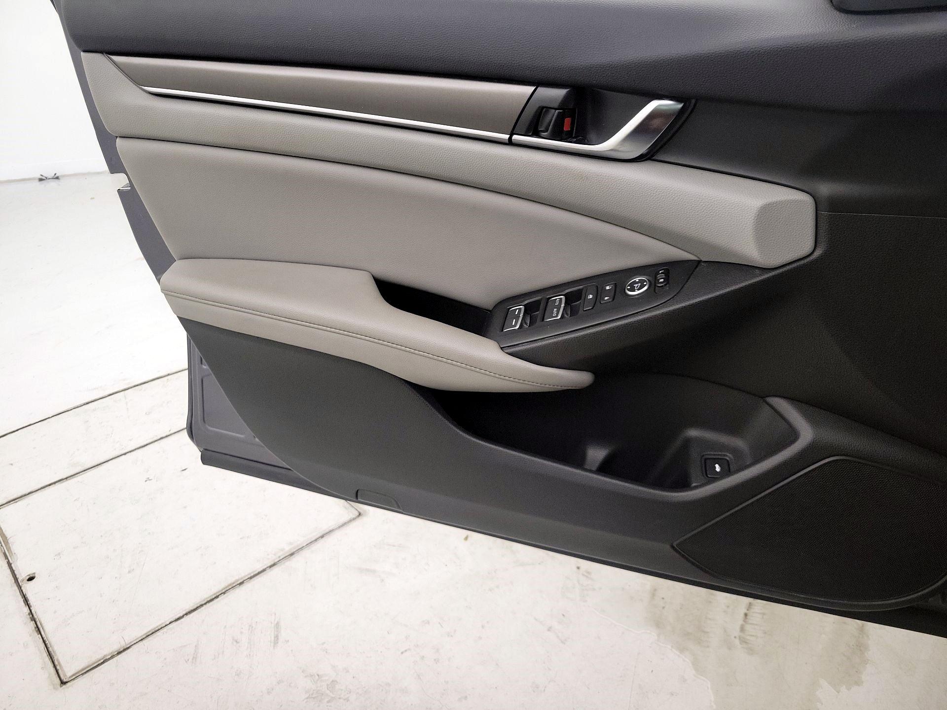 Thumbnail: 2020 Honda Accord - 12