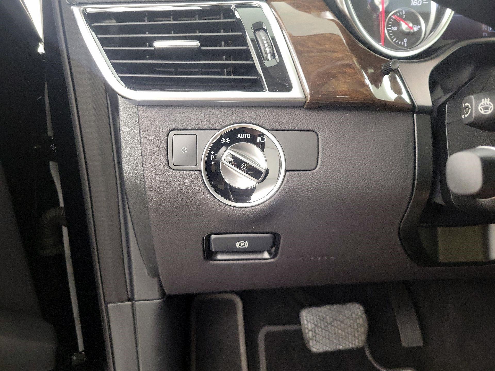 Thumbnail: 2019 Mercedes-Benz GLS - 13