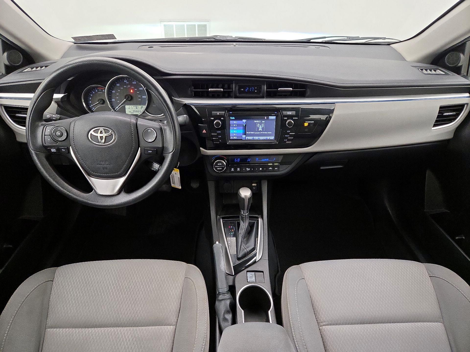 Thumbnail: 2015 Toyota Corolla - 9