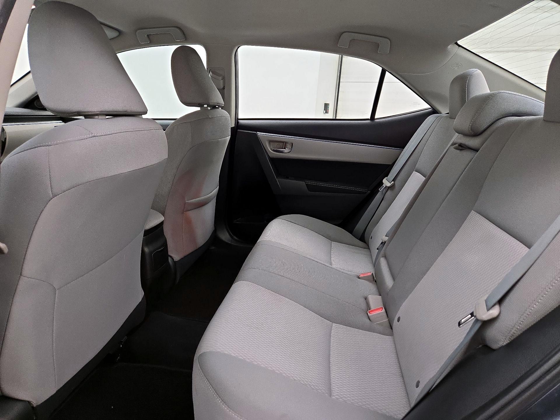 Thumbnail: 2015 Toyota Corolla - 19