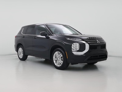 Black 2023 Mitsubishi Outlander ES