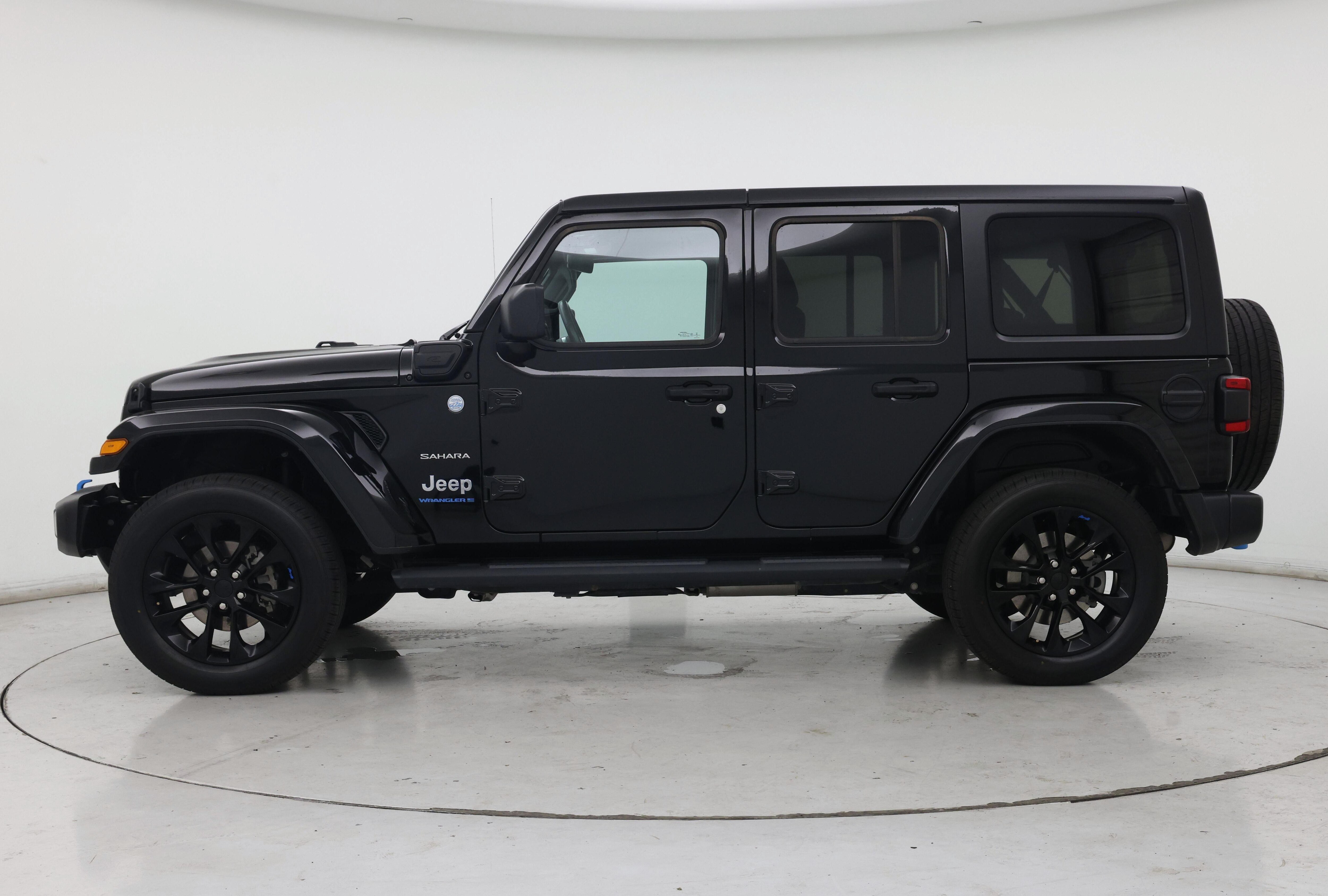 Thumbnail: 2023 Jeep Wrangler - 3