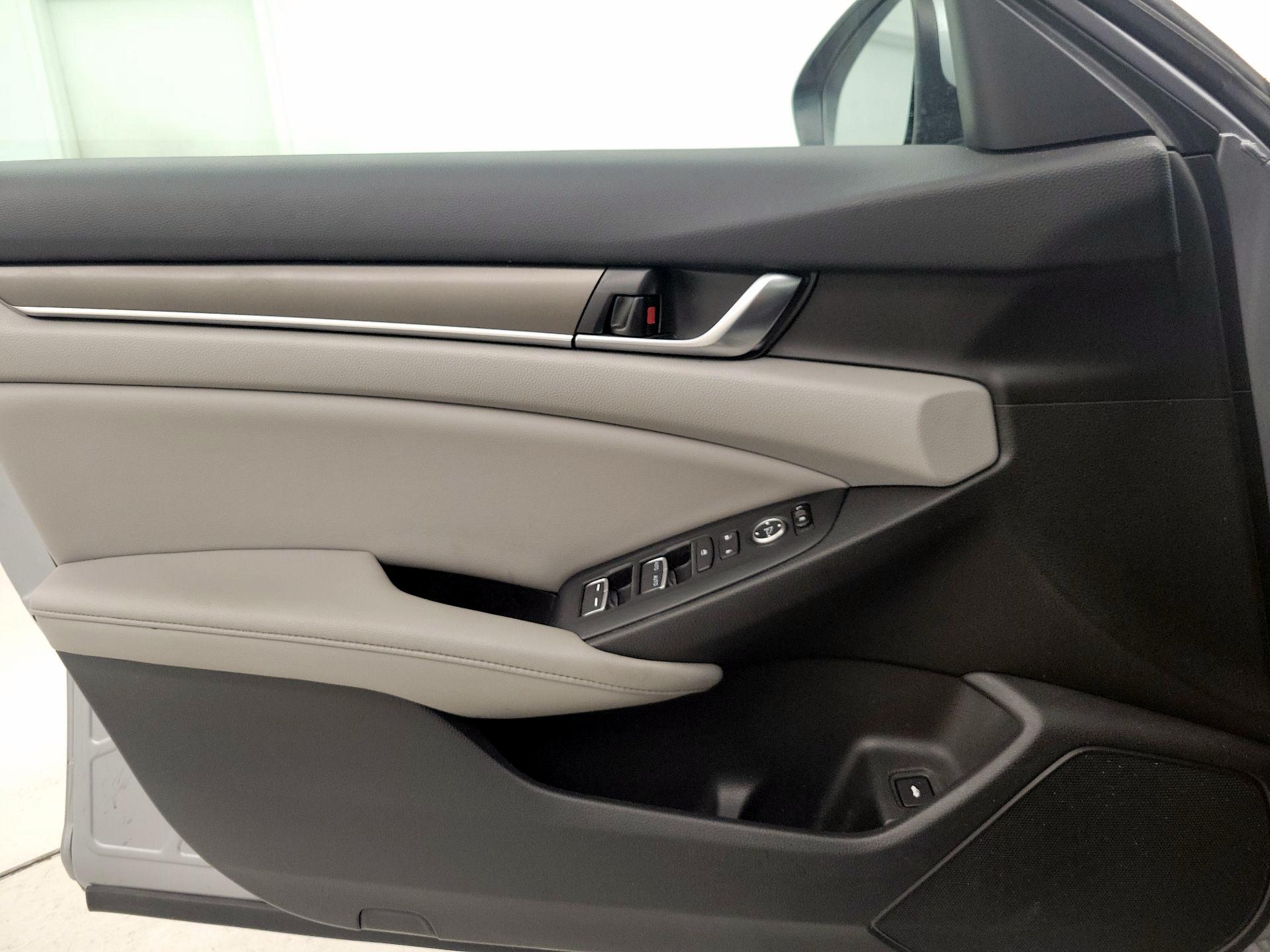 Thumbnail: 2020 Honda Accord - 12