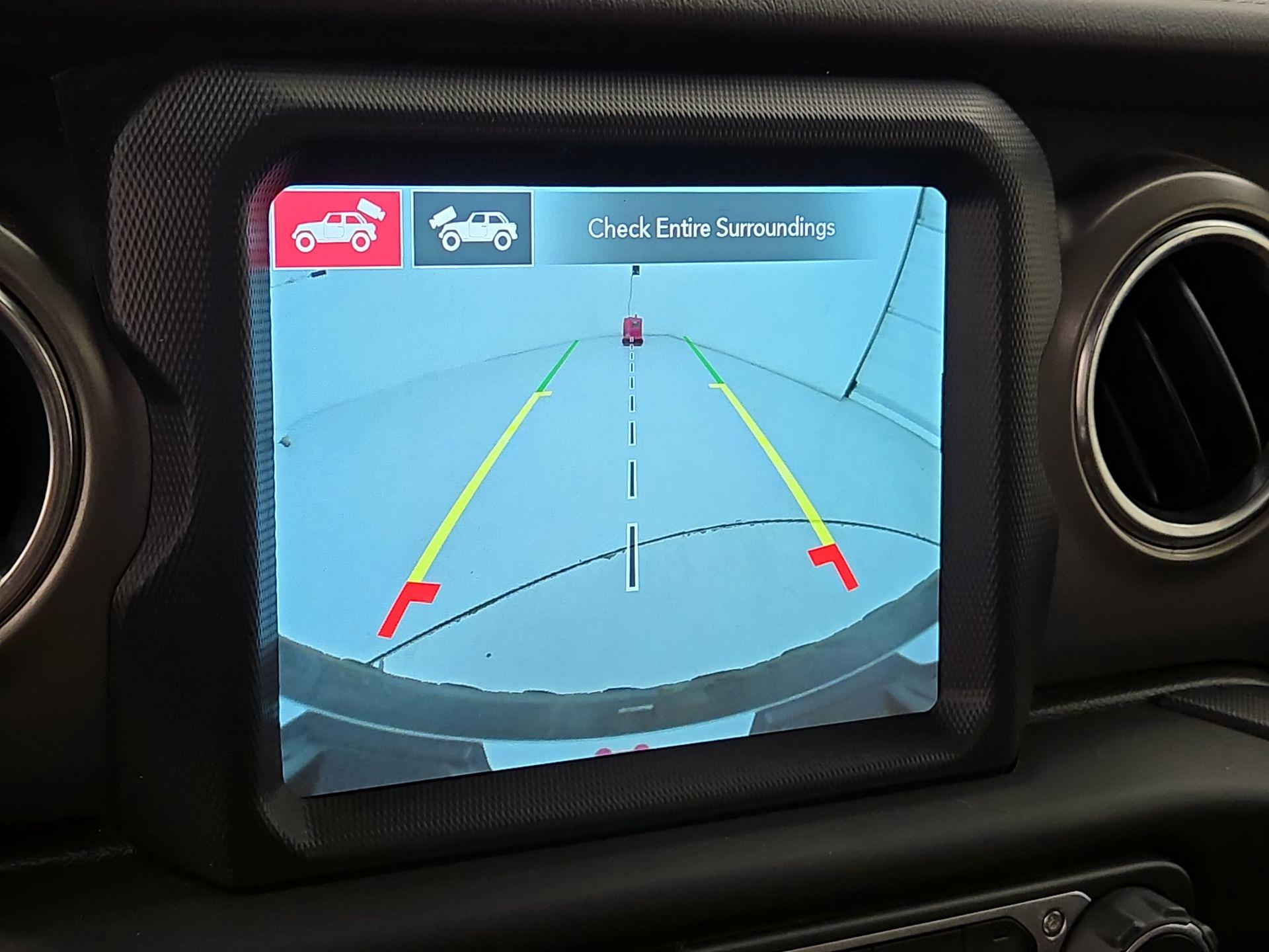 Thumbnail: 2021 Jeep Wrangler - 15