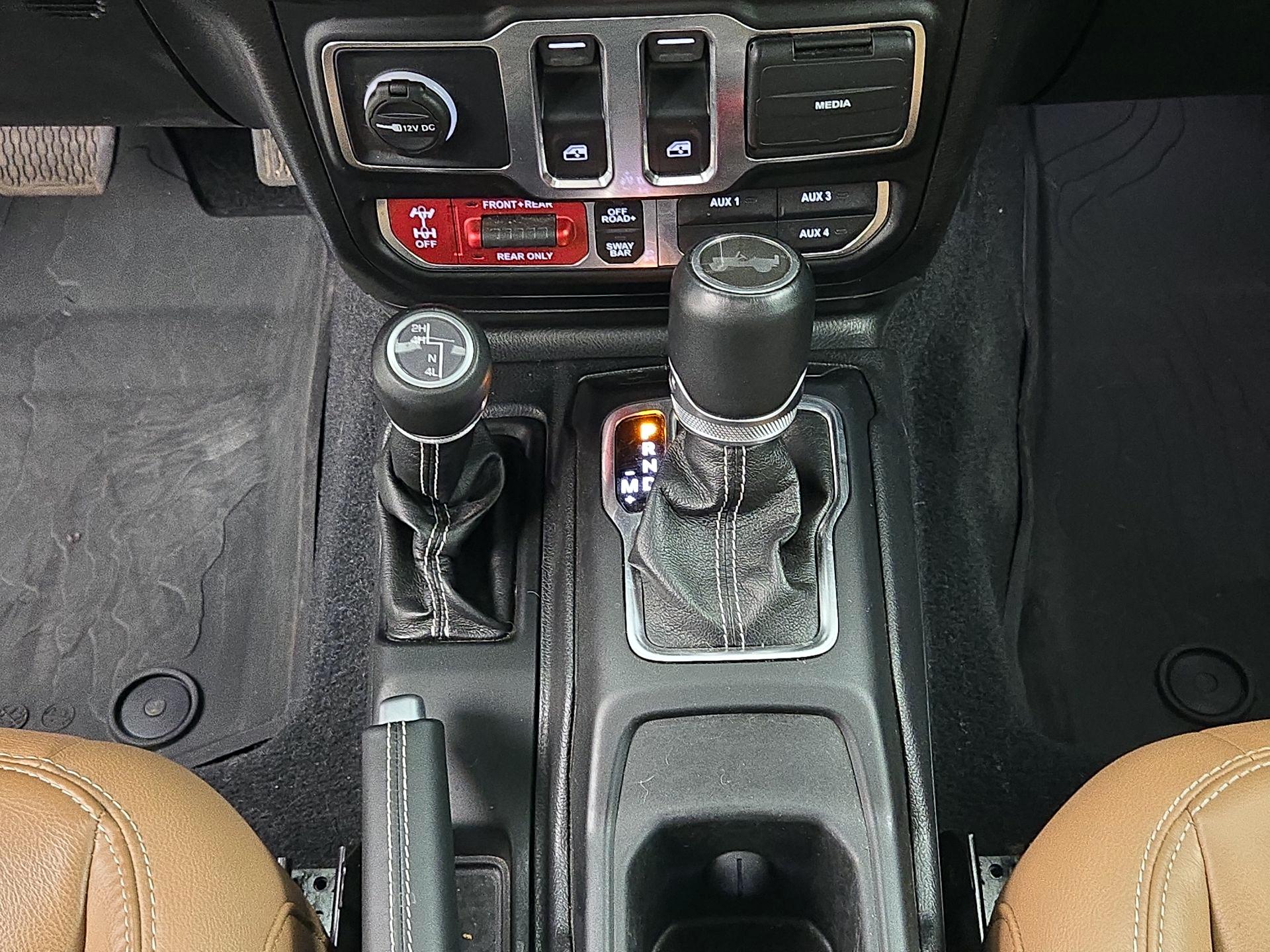 Thumbnail: 2021 Jeep Wrangler - 18