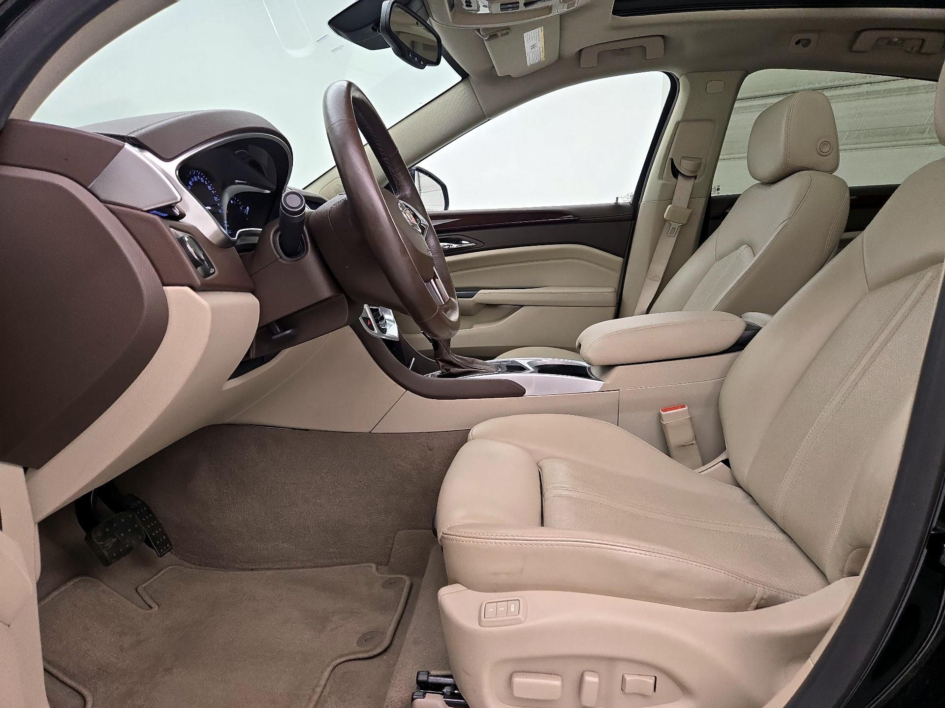 Thumbnail: 2016 Cadillac SRX - 11