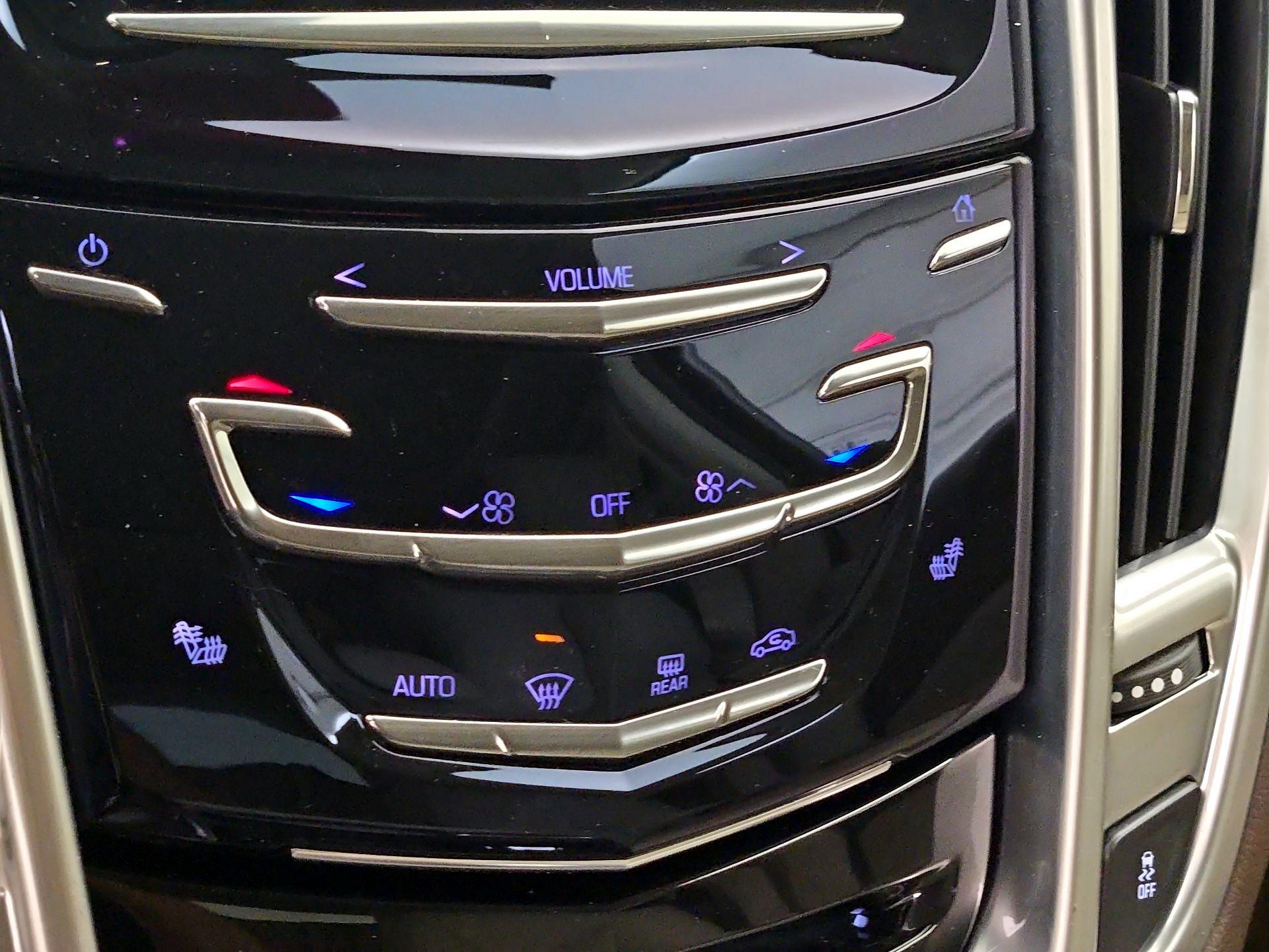 Thumbnail: 2016 Cadillac SRX - 17