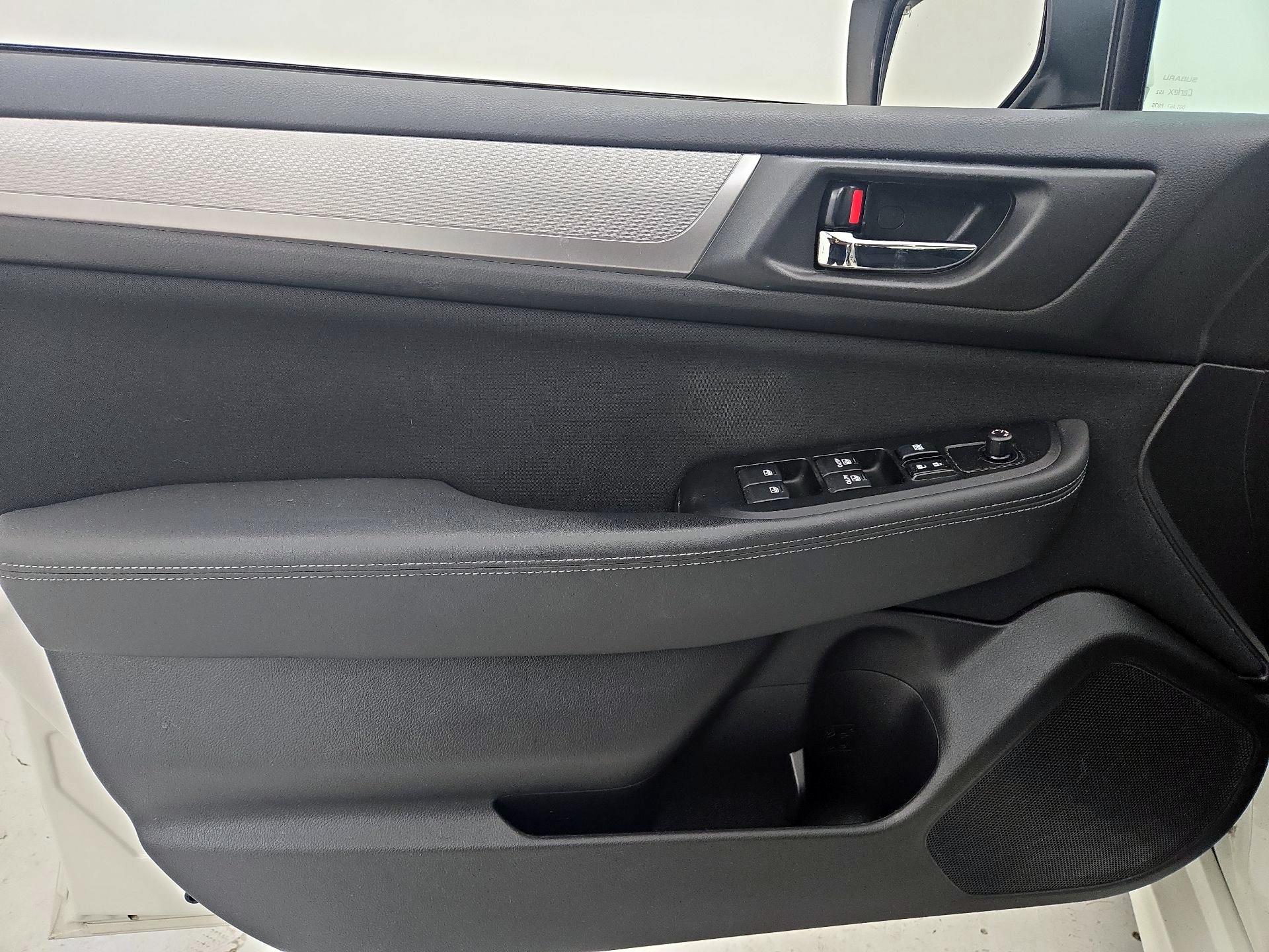 Thumbnail: 2015 Subaru Legacy - 12
