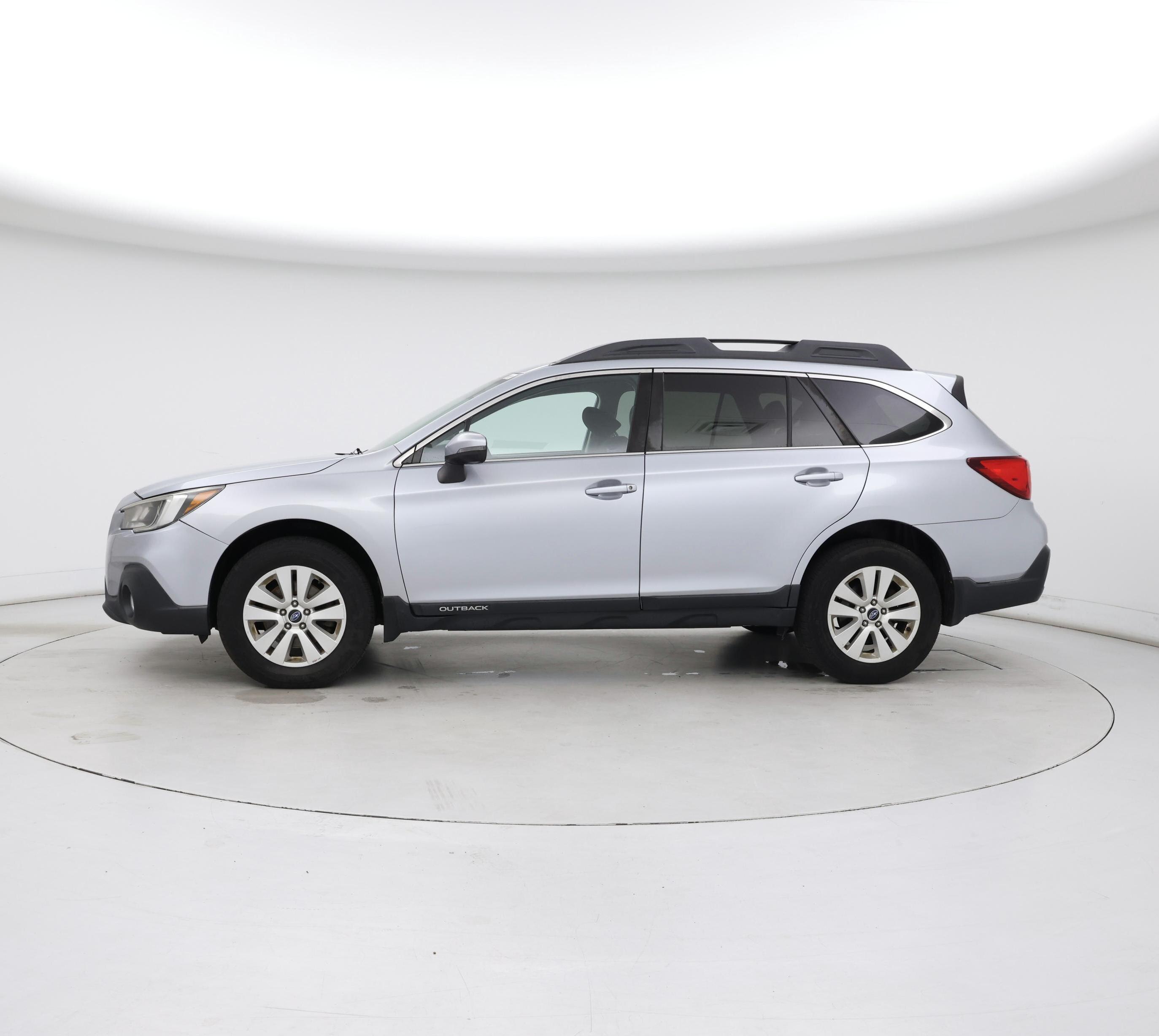 Thumbnail: 2019 Subaru Outback - 3
