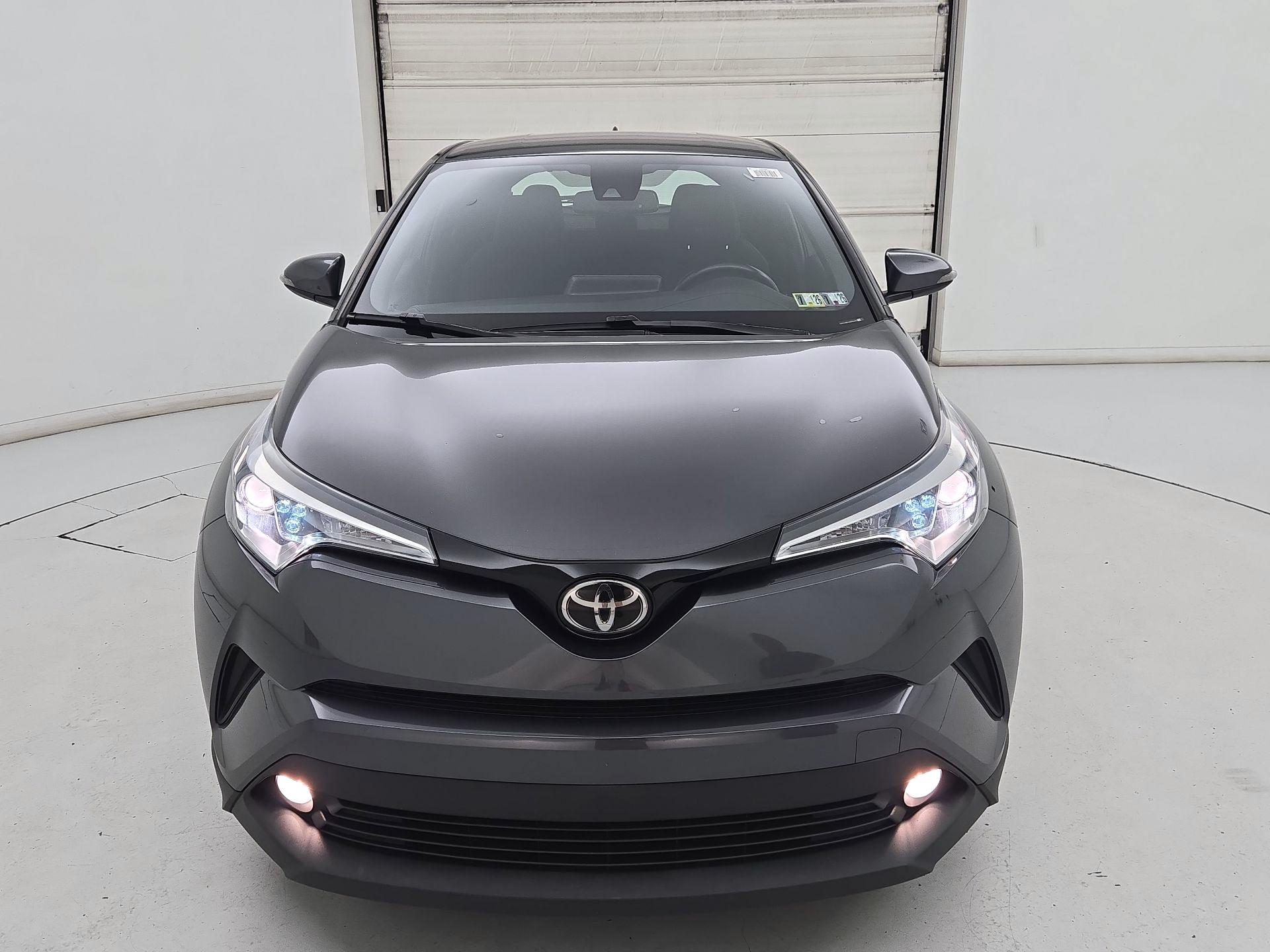 Thumbnail: 2018 Toyota C-HR - 2