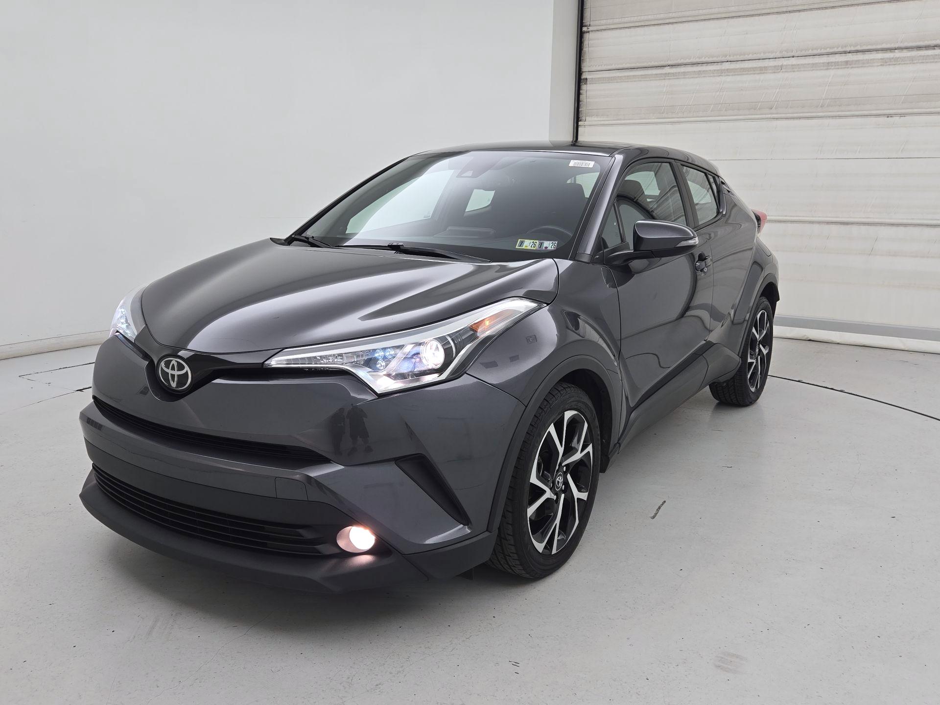 Thumbnail: 2018 Toyota C-HR - 3