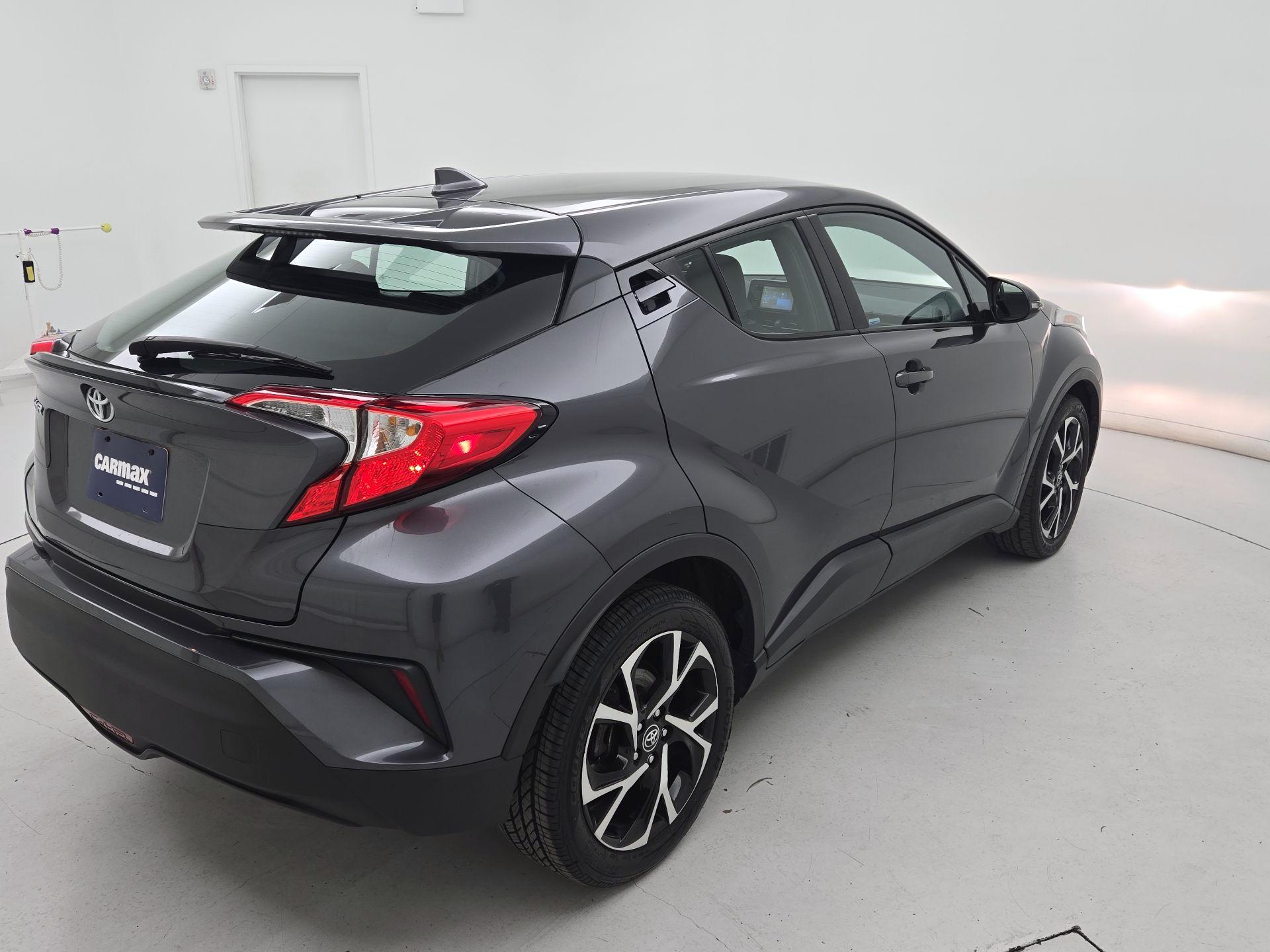 Thumbnail: 2018 Toyota C-HR - 5