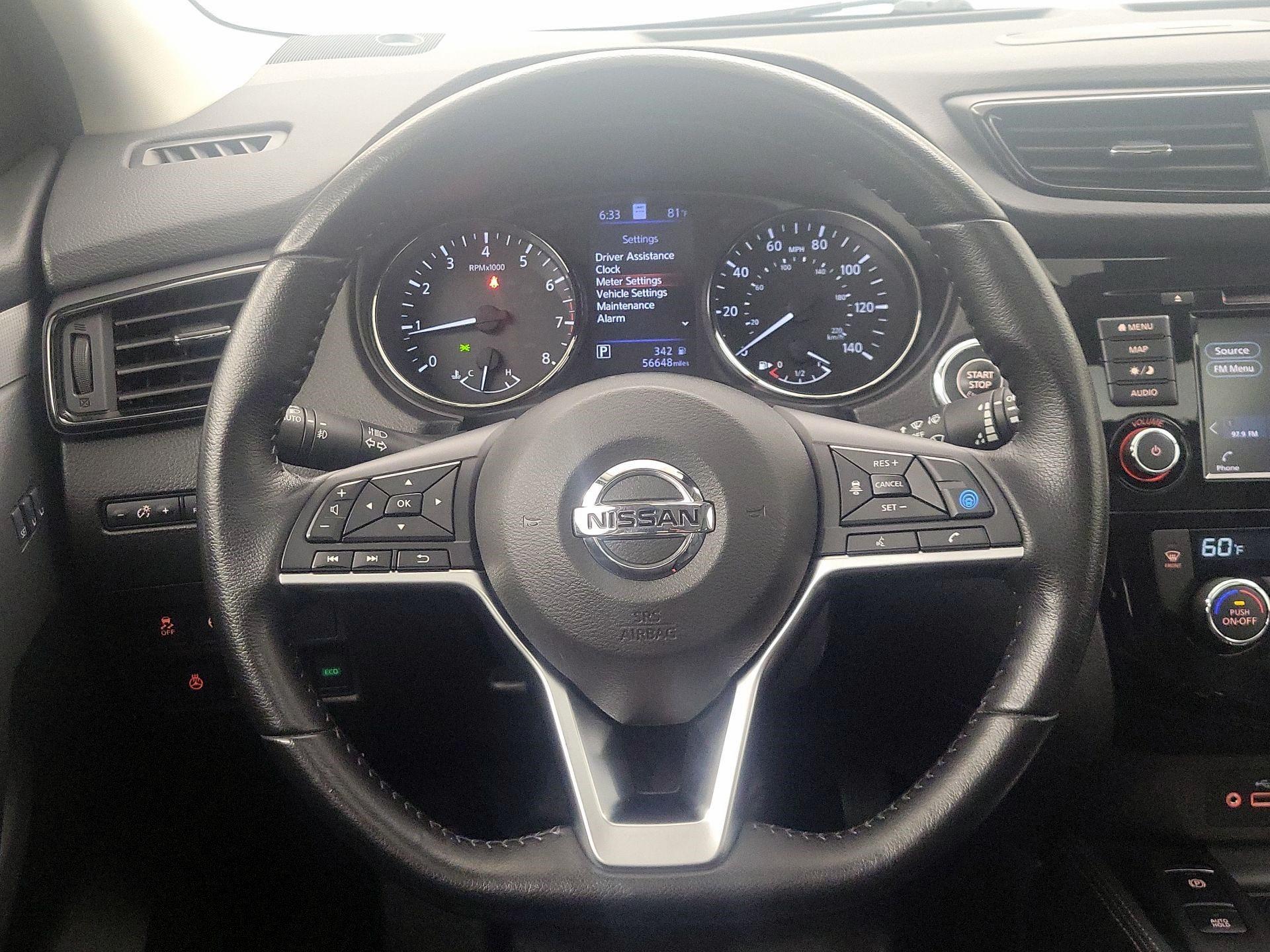 Thumbnail: 2020 Nissan Rogue Sport - 10