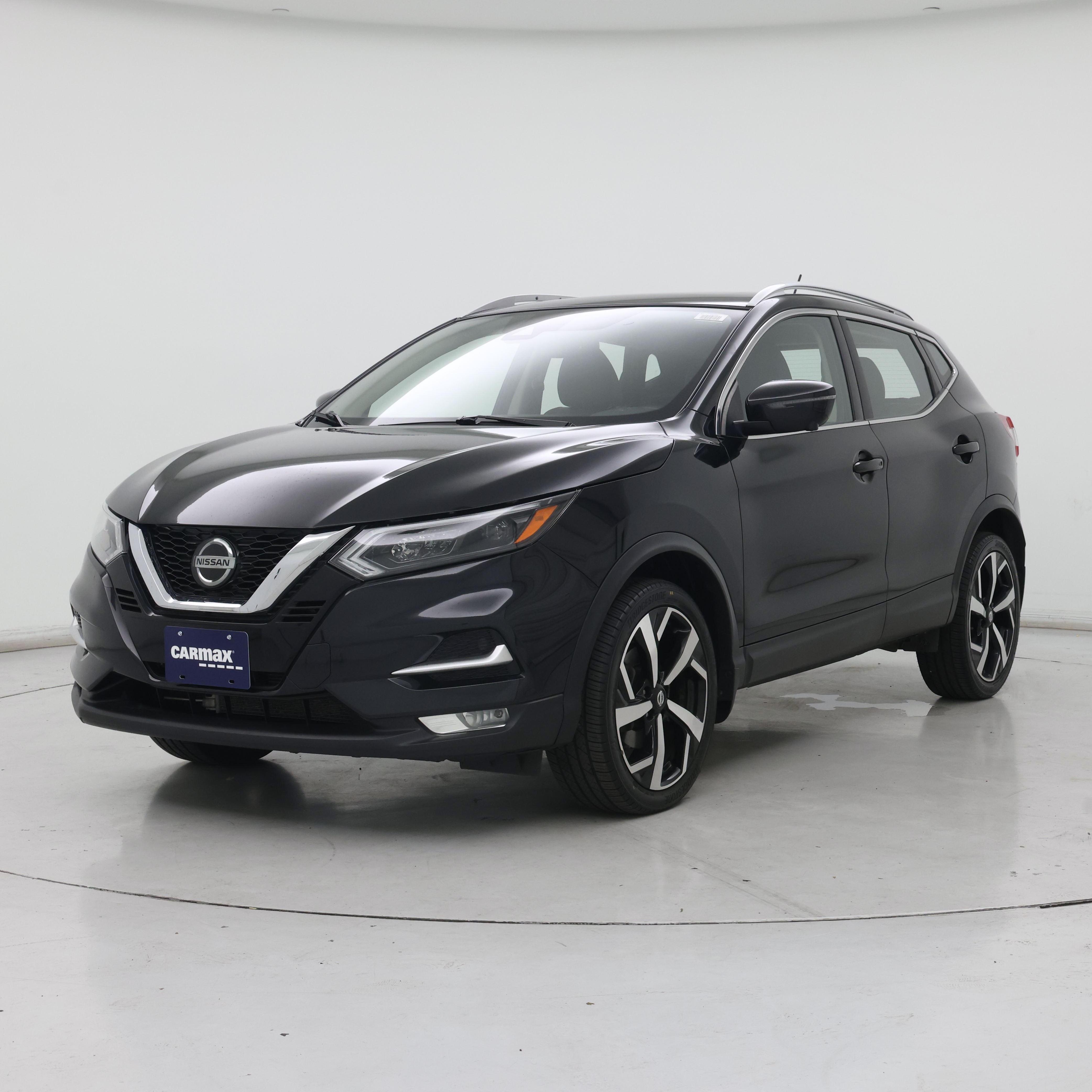 Thumbnail: 2020 Nissan Rogue Sport - 4