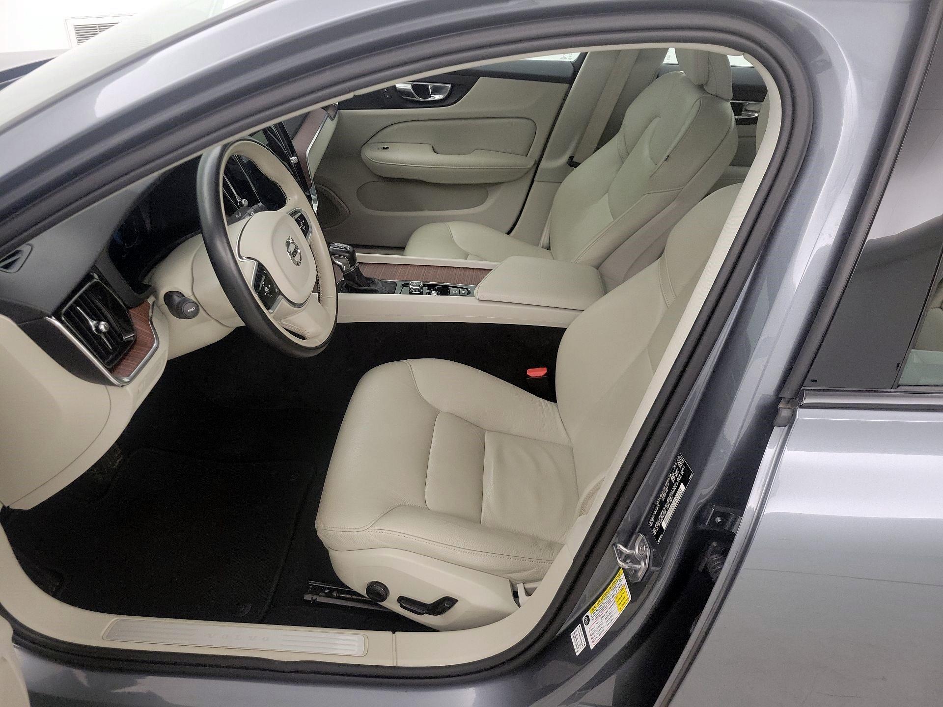 Thumbnail: 2021 Volvo S60 - 11