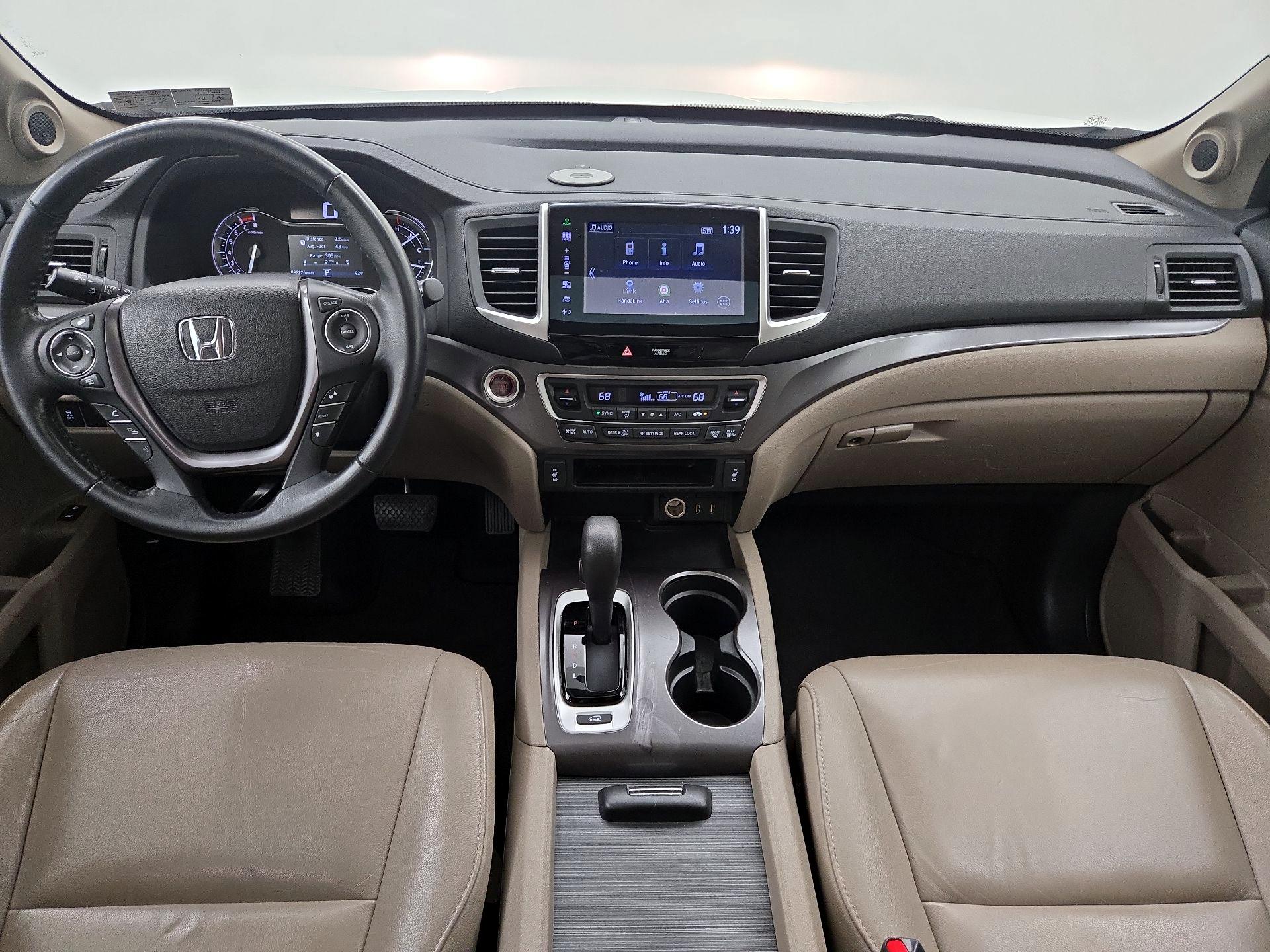 Thumbnail: 2016 Honda Pilot - 9