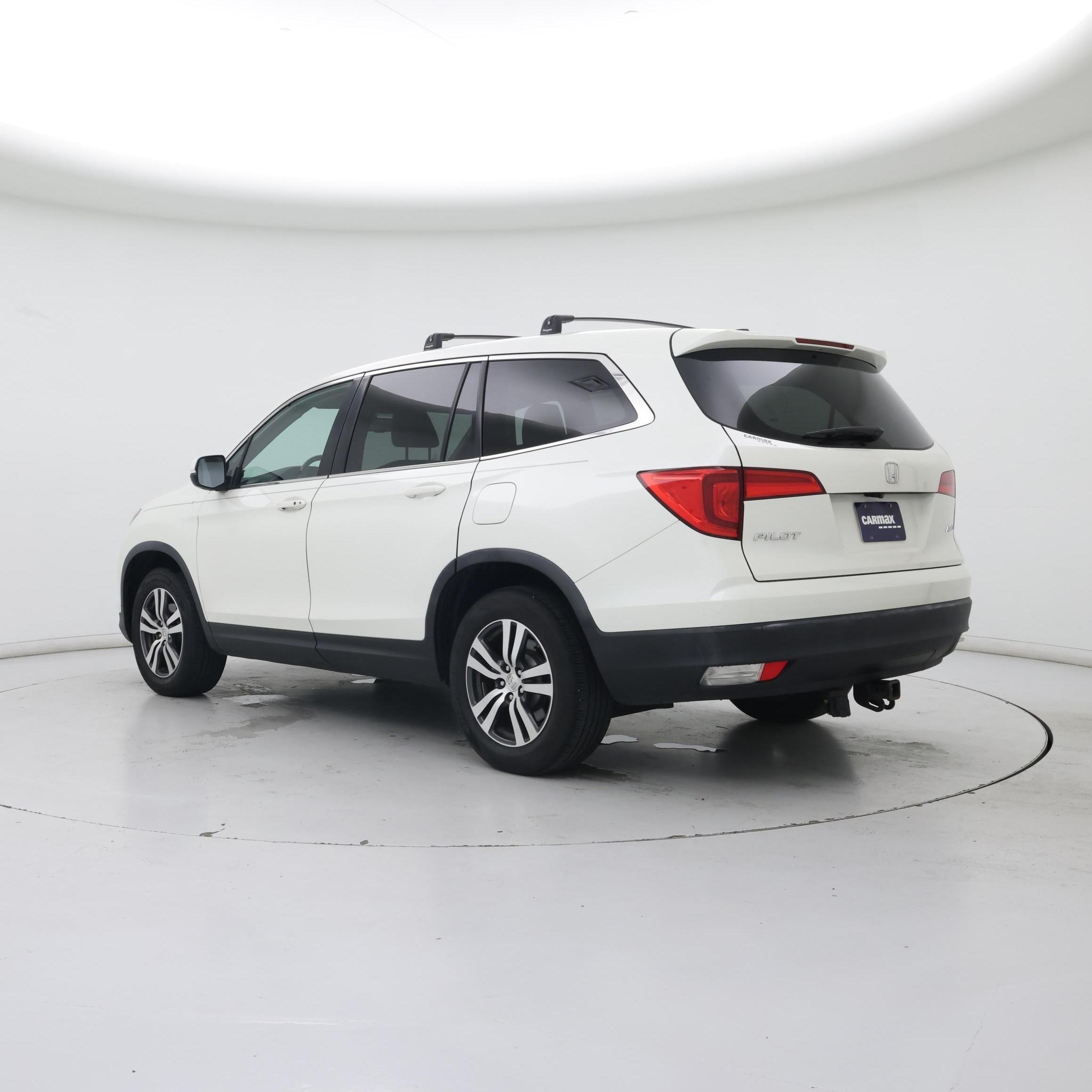 Thumbnail: 2016 Honda Pilot - 2