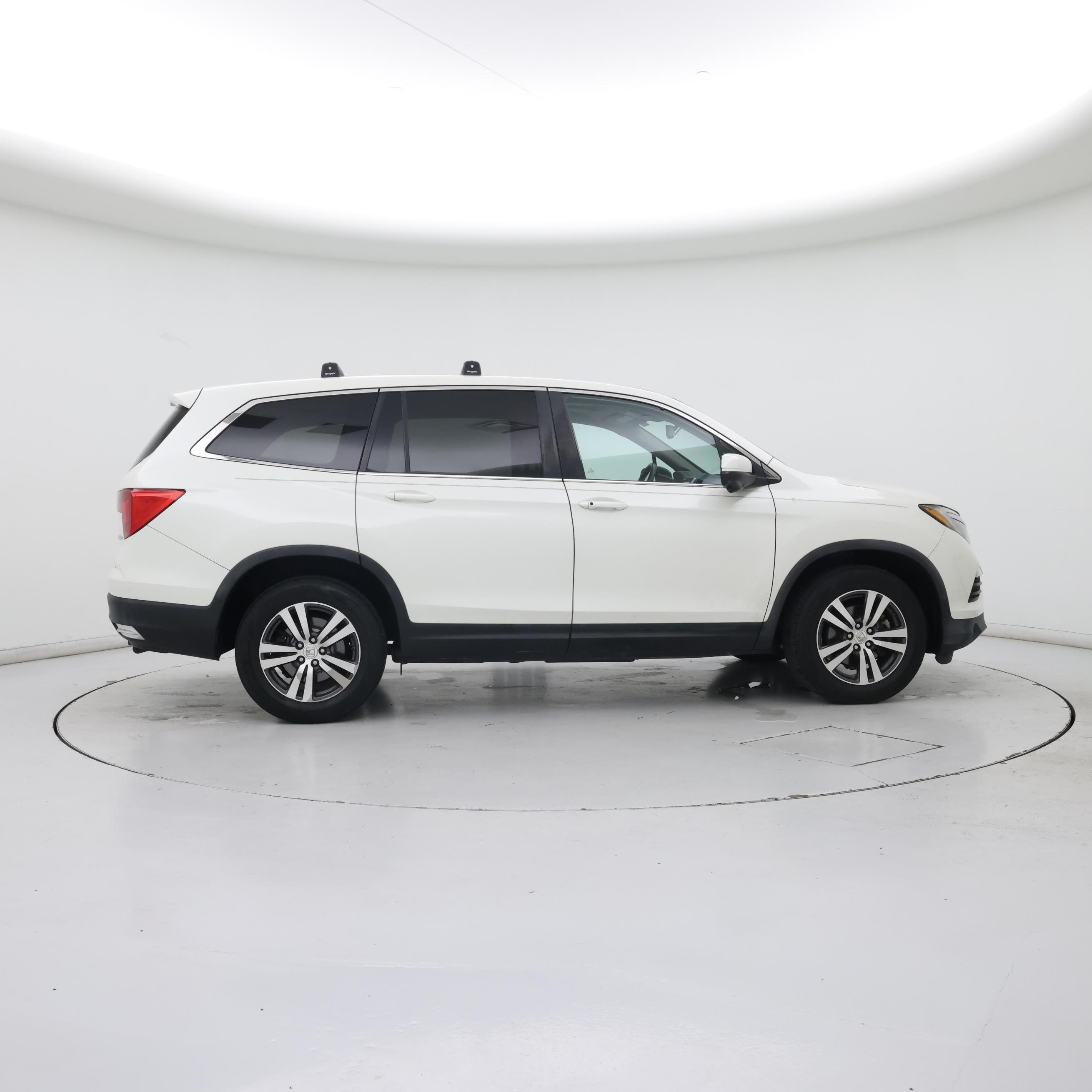 Thumbnail: 2016 Honda Pilot - 7