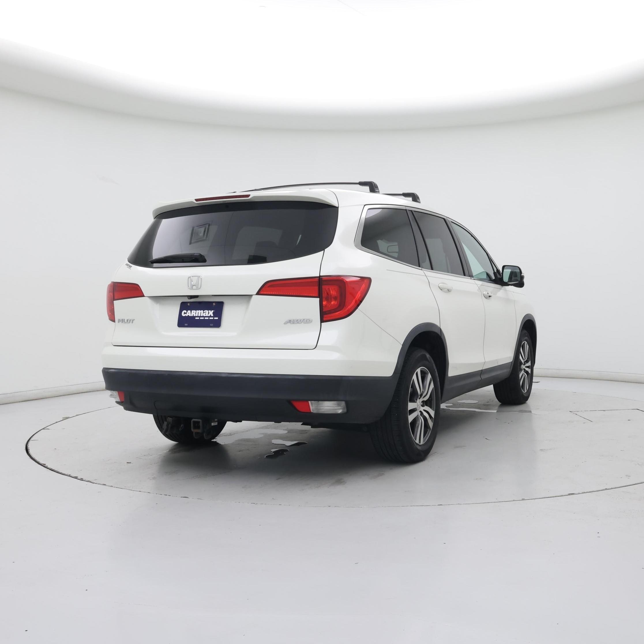 Thumbnail: 2016 Honda Pilot - 8